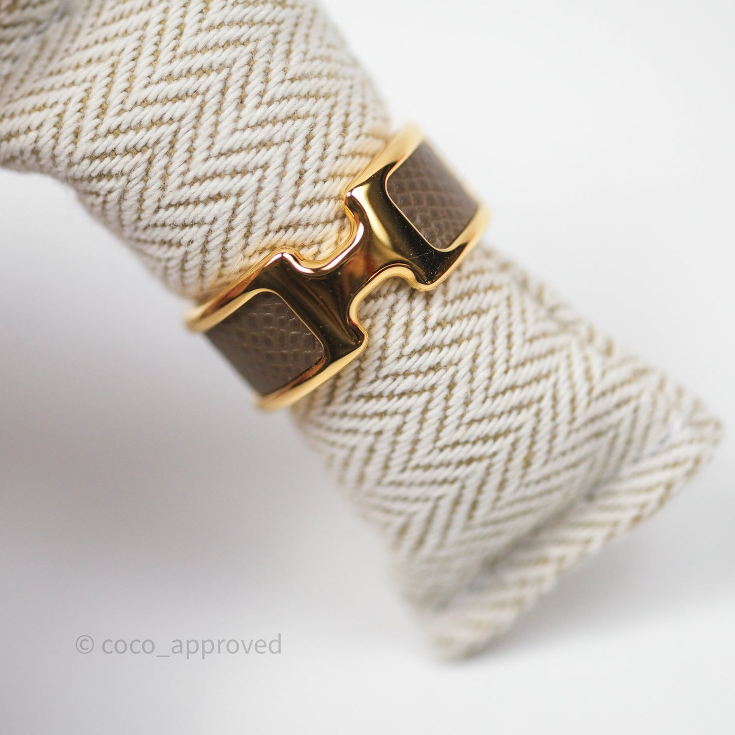 Hermès Olympe Ring Small Model Etoupe 18 Epsom Gold Hardware