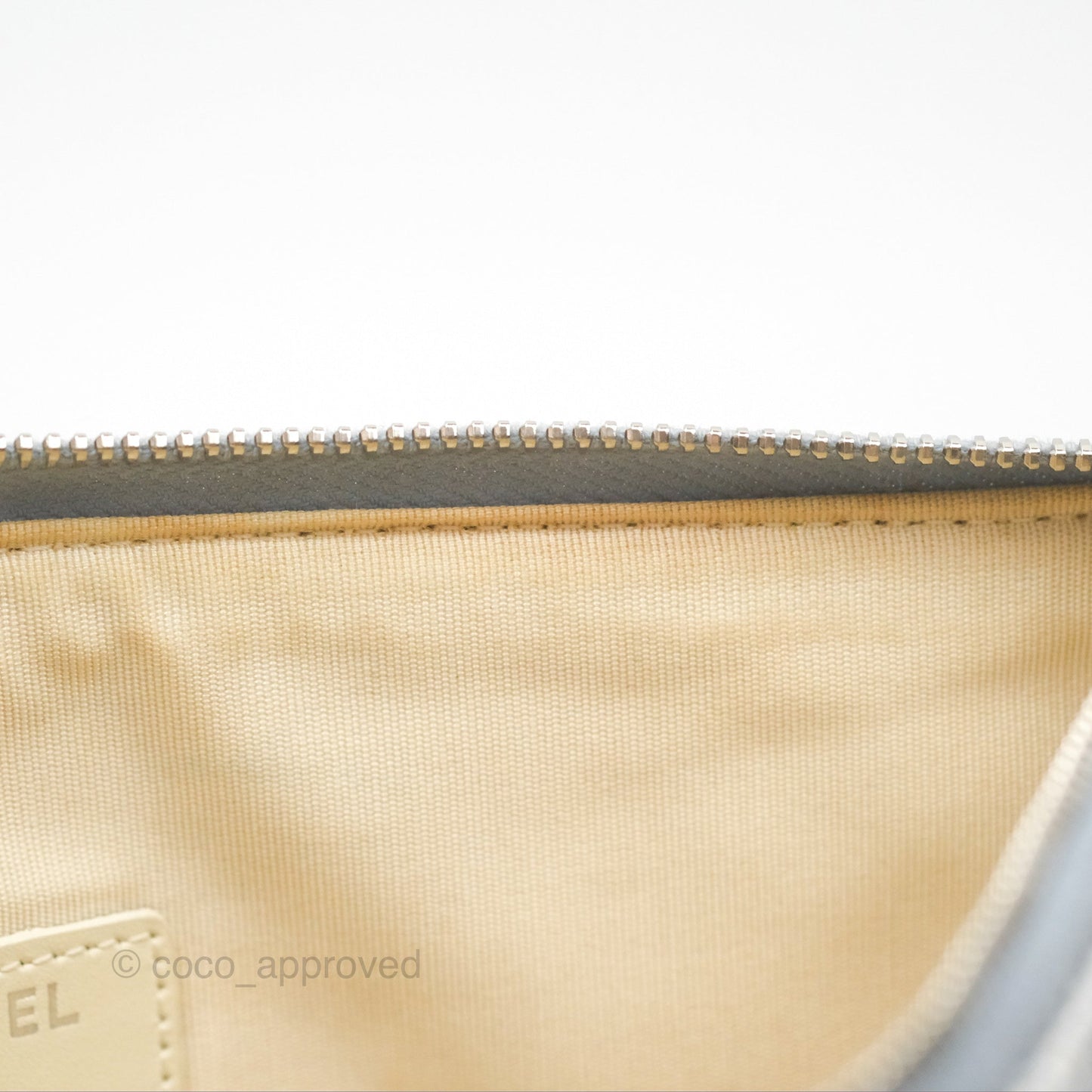 Chanel Deauville Clutch Light Blue Raffia