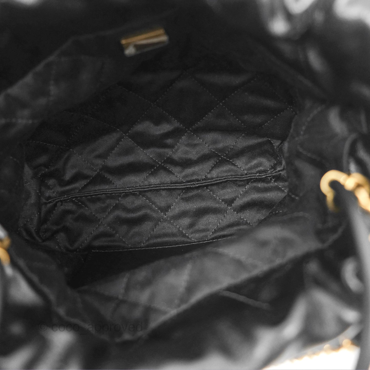 Chanel 22 Mini Bag Black Shiny Crumpled Calfskin