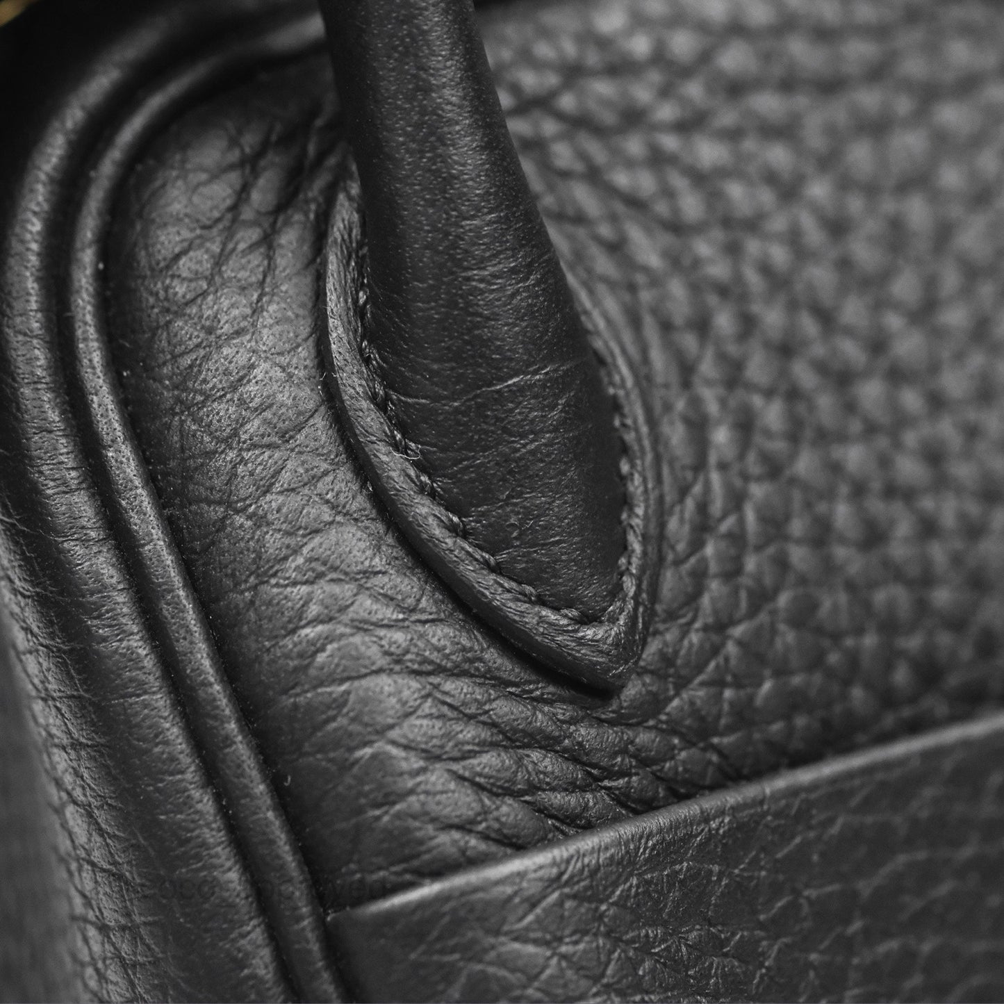 Hermès Mini Lindy 20 Noir 89 Clemence Gold Hardware