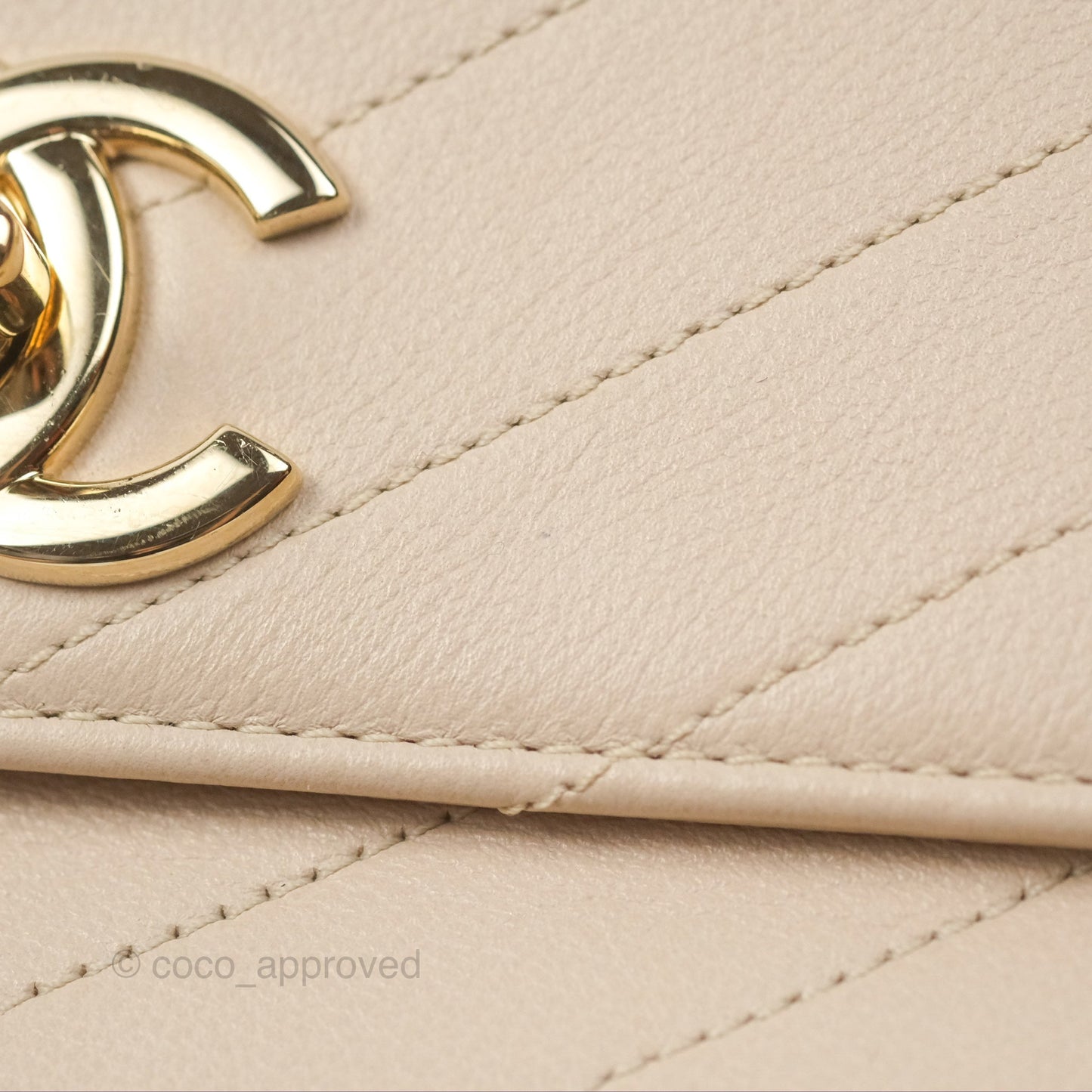 Chanel Large Chevron Chic Top Handle Bag Light Beige Grained Calfskin Gold Hardware