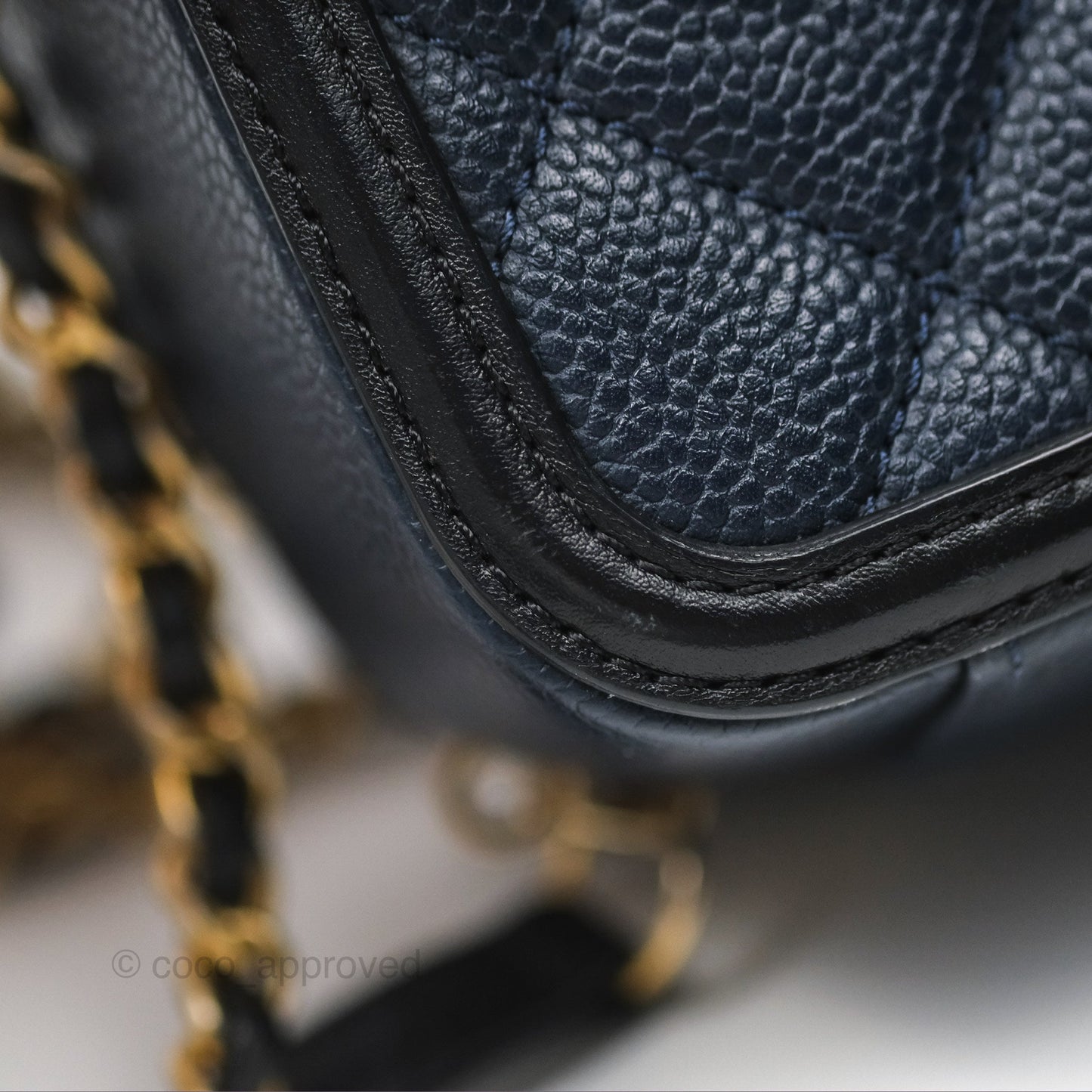 Chanel Quilted Small CC Filigree Vanity Case Navy Black Caviar Gold Hardware