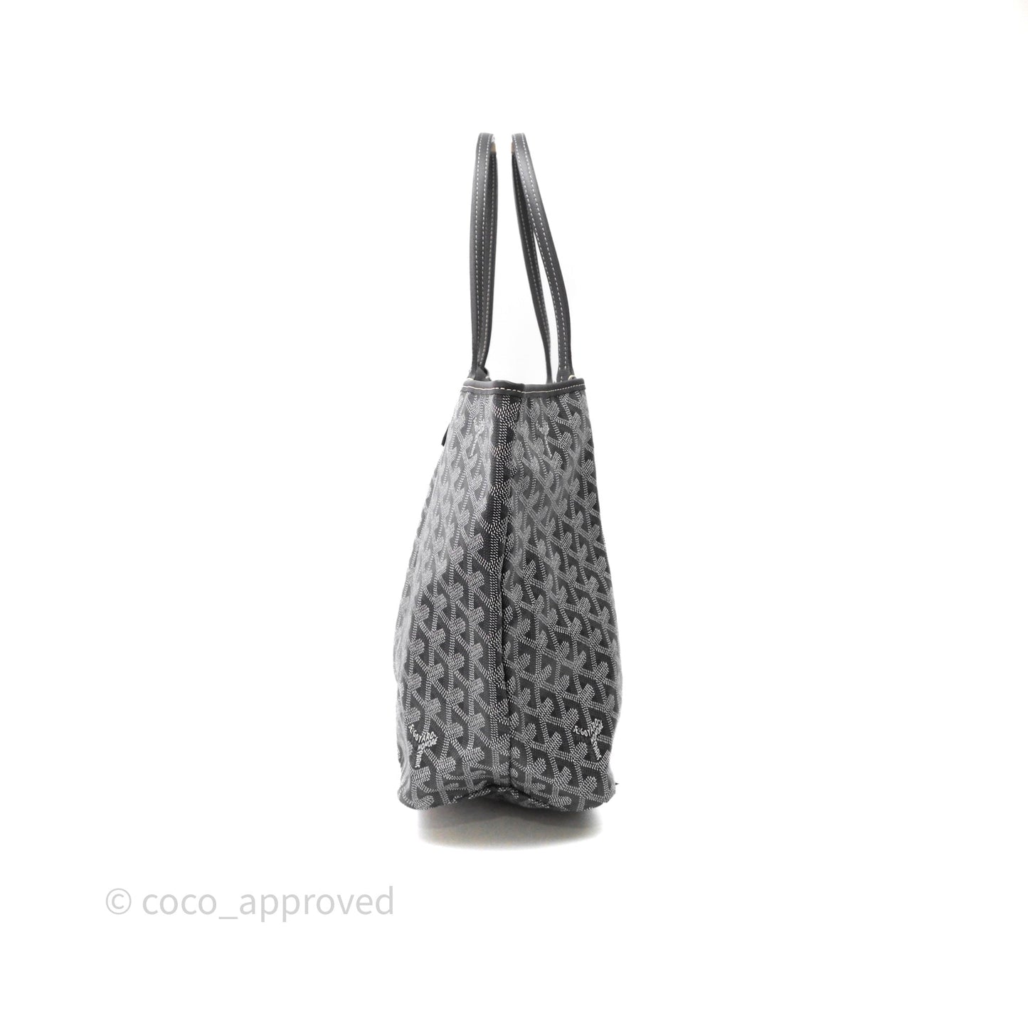 Goyard St Louis Tote PM ⁣⁣⁣⁣⁣⁣⁣⁣⁣⁣⁣⁣⁣⁣⁣⁣⁣⁣⁣⁣Grey