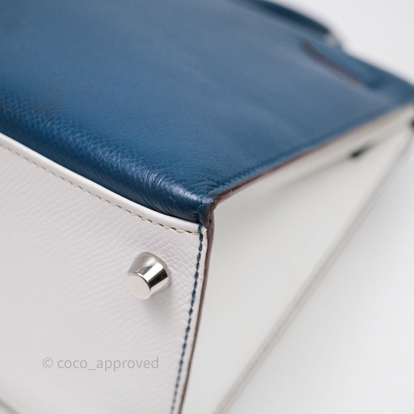 Hermès Kelly 32 Sellier Bleu Thalassa 7A/ White Epsom Palladium Hardware