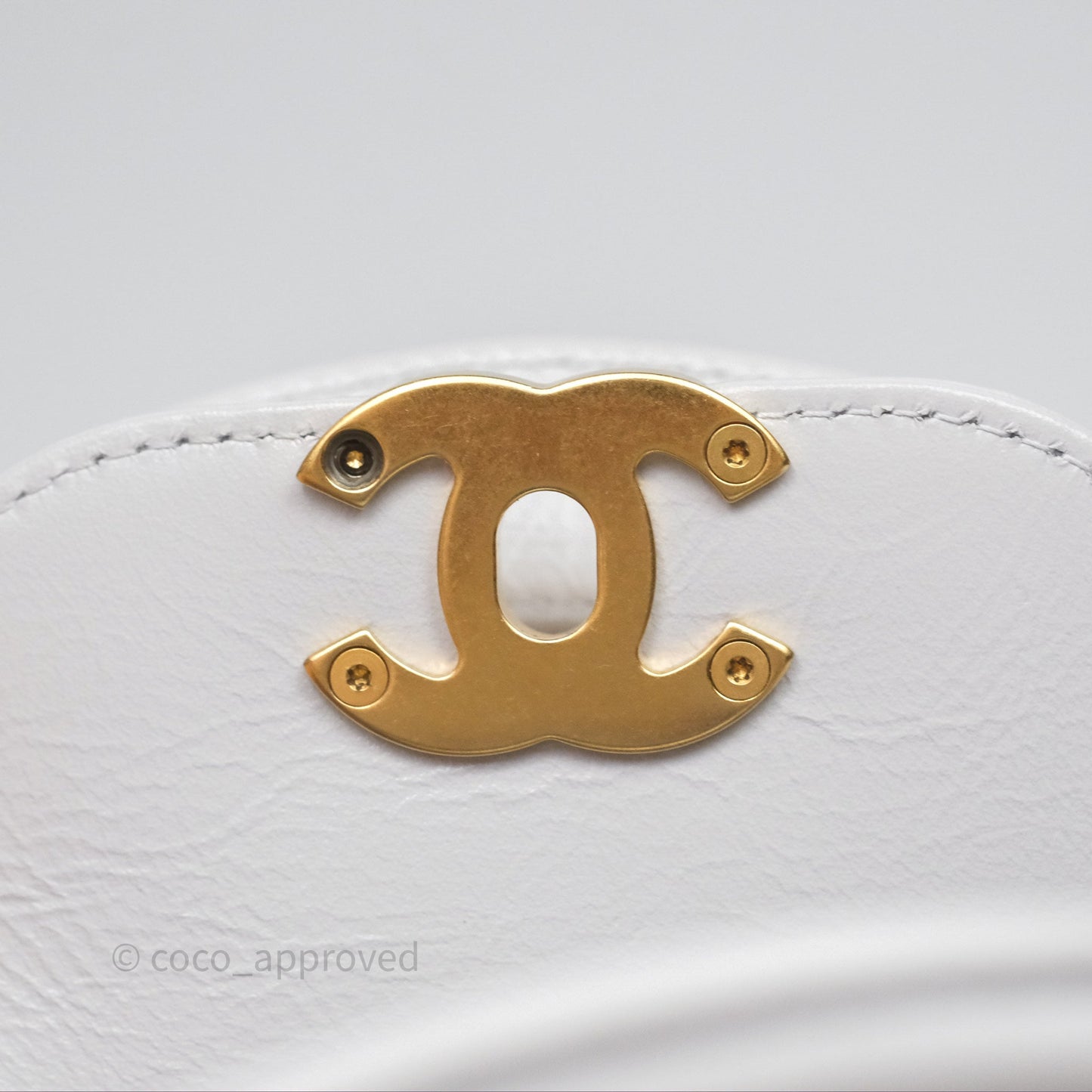 Chanel Kelly Bag Quilted Light Grey Shiny Calfskin Aged Gold Hardware