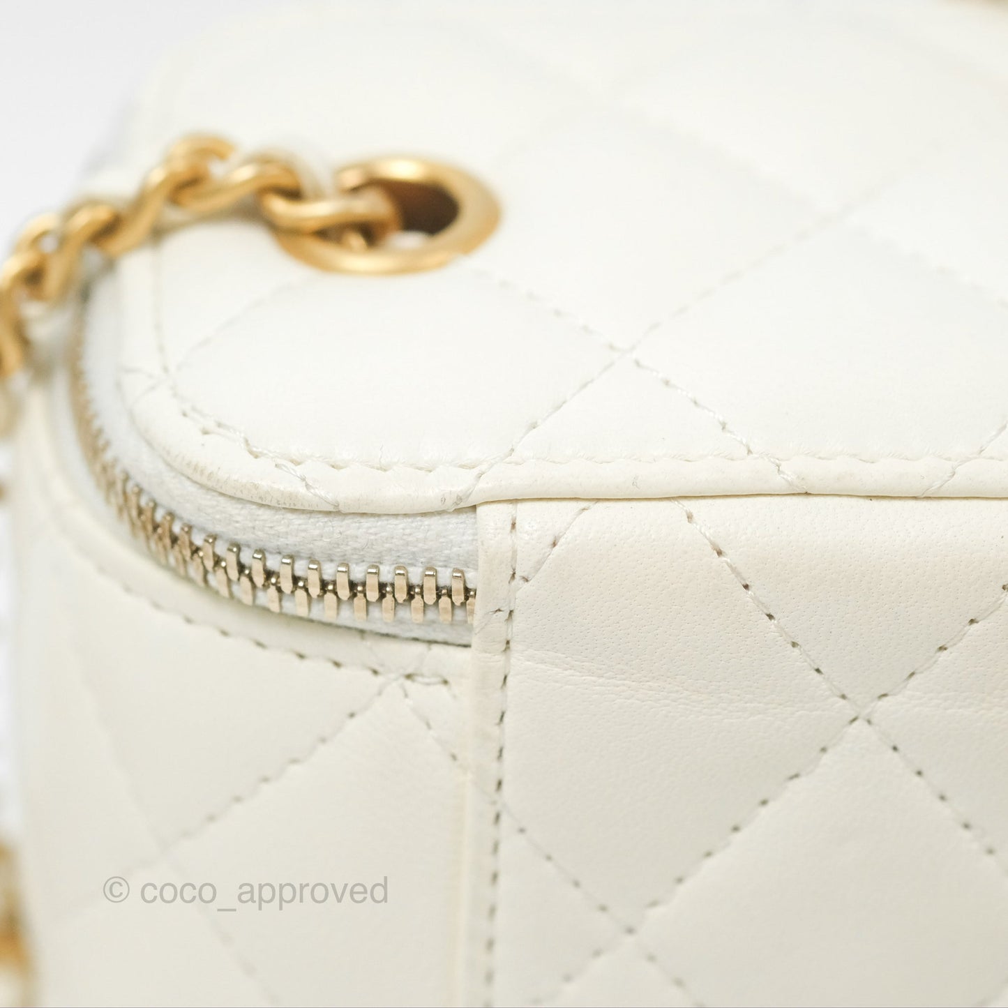 Chanel Mini Pearl Crush Vanity With Chain White Lambskin Gold Hardware
