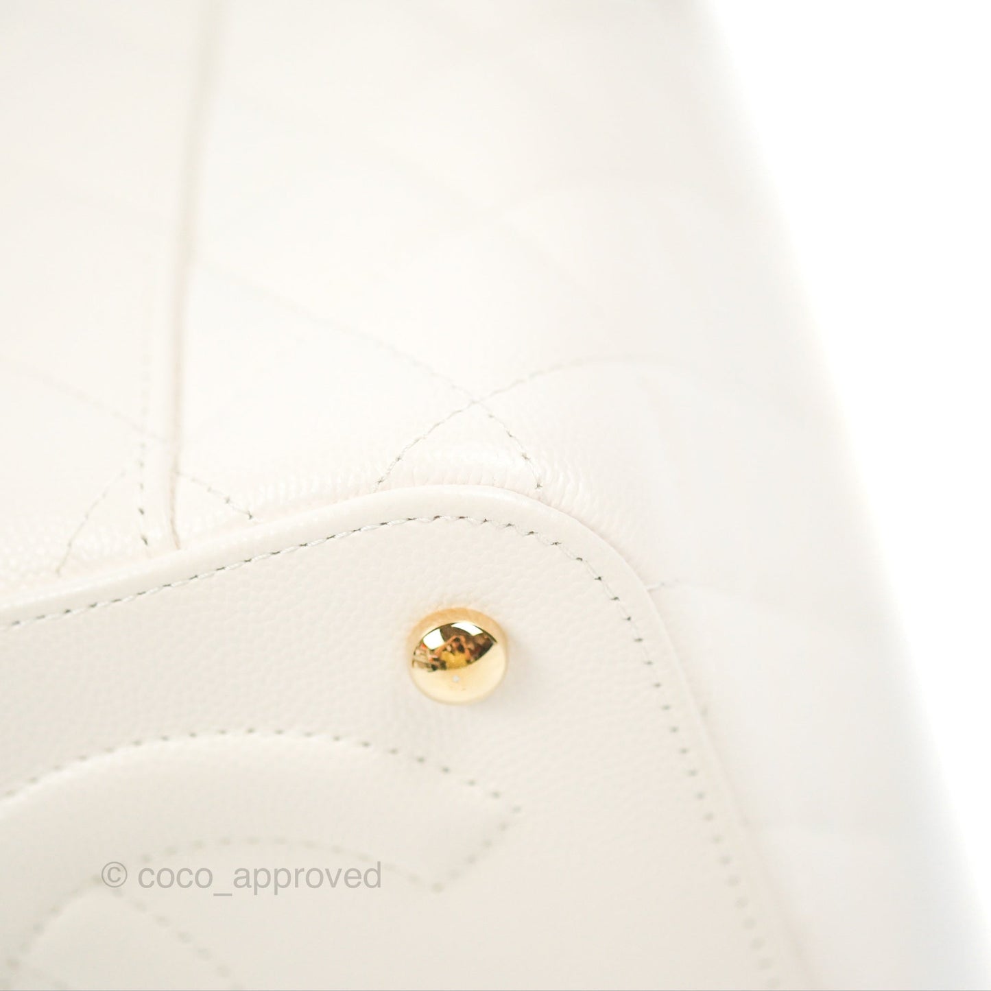 Chanel Quilted Top Handle Vanity Case White Caviar Gold Hardware