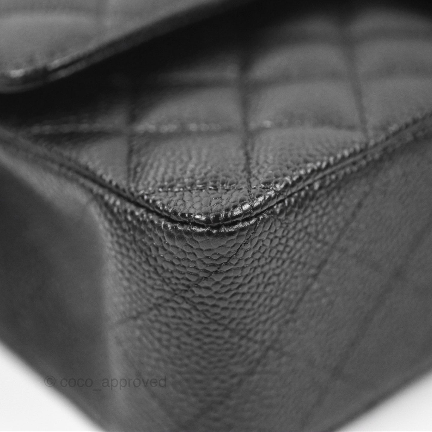 Chanel Classic M/L Medium Flap Quilted Black Caviar Gold Hardware