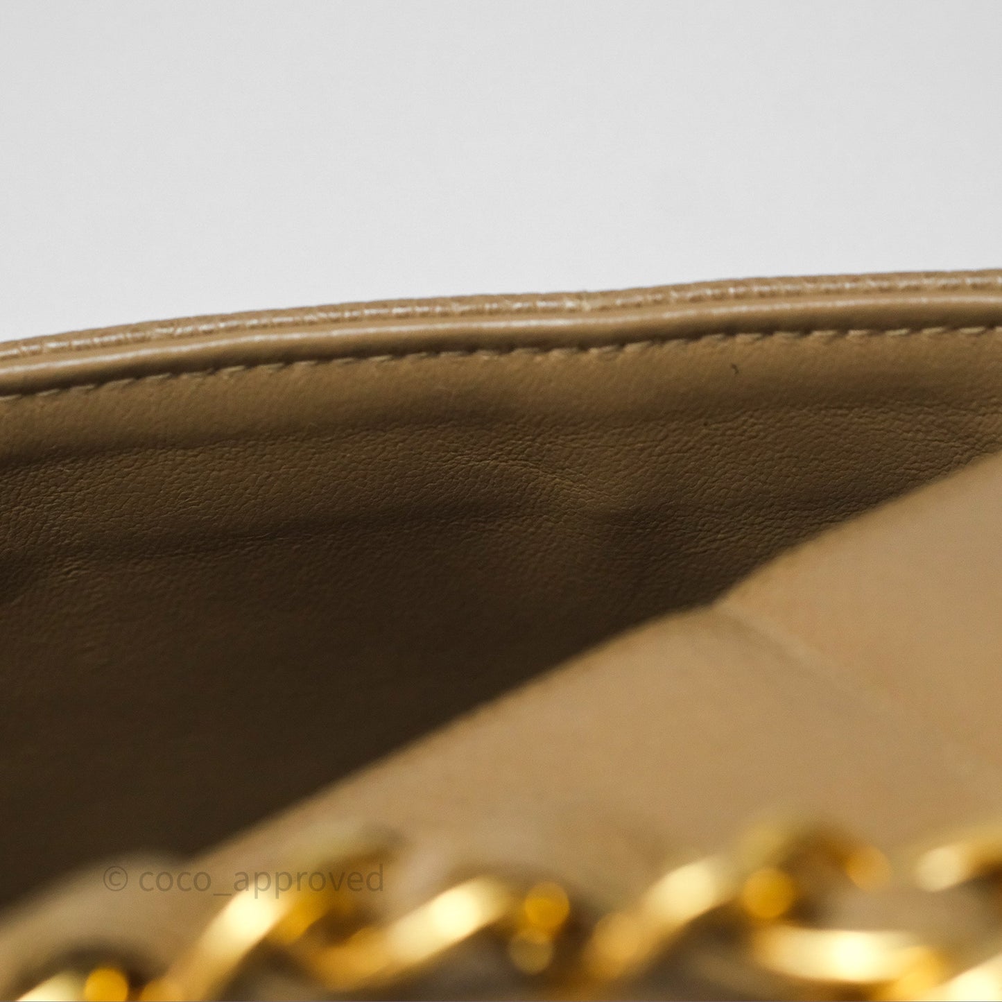 Chanel Vintage Vertical Quilted Jumbo Single Flap Beige Caviar 24K Gold Hardware