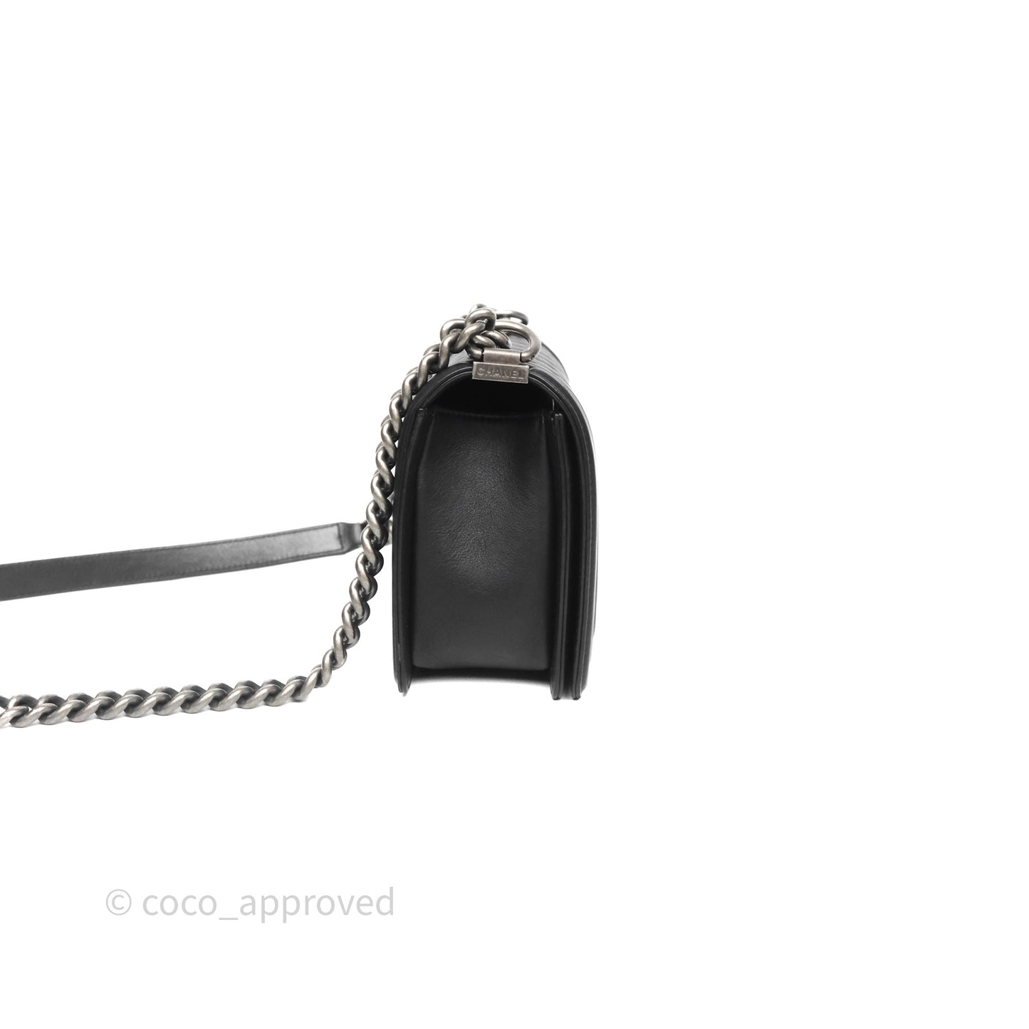 Chanel Quilted Medium Boy Black Calfskin Ruthenium Hardware