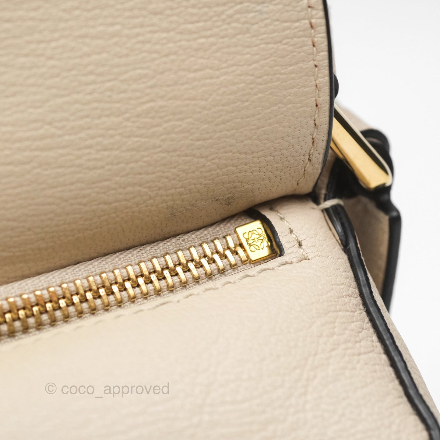 Loewe Small Puzzle Bag Beige Calfskin Gold Hardware