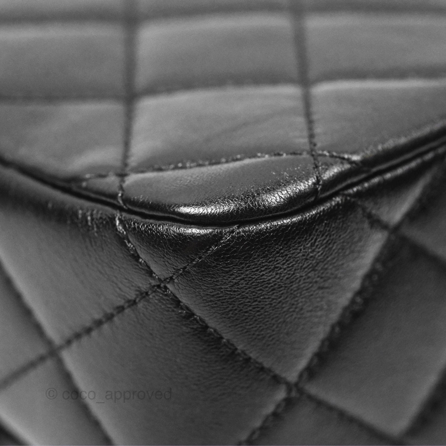Chanel CC Chain Shoulder Bag Black Shiny Aged Calfskin
