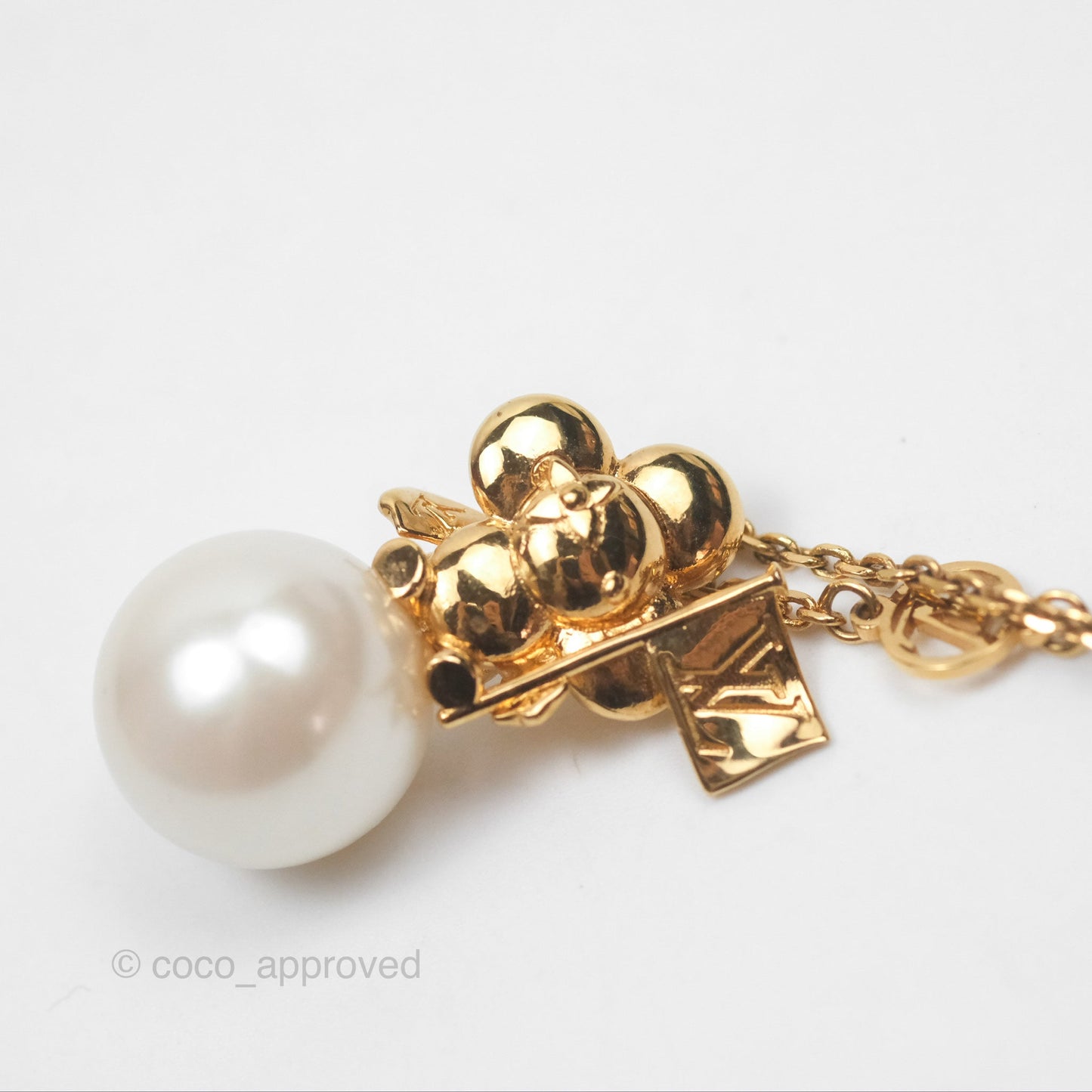 Louis Vuitton Vivienne Pearl Long Necklace Gold Tone