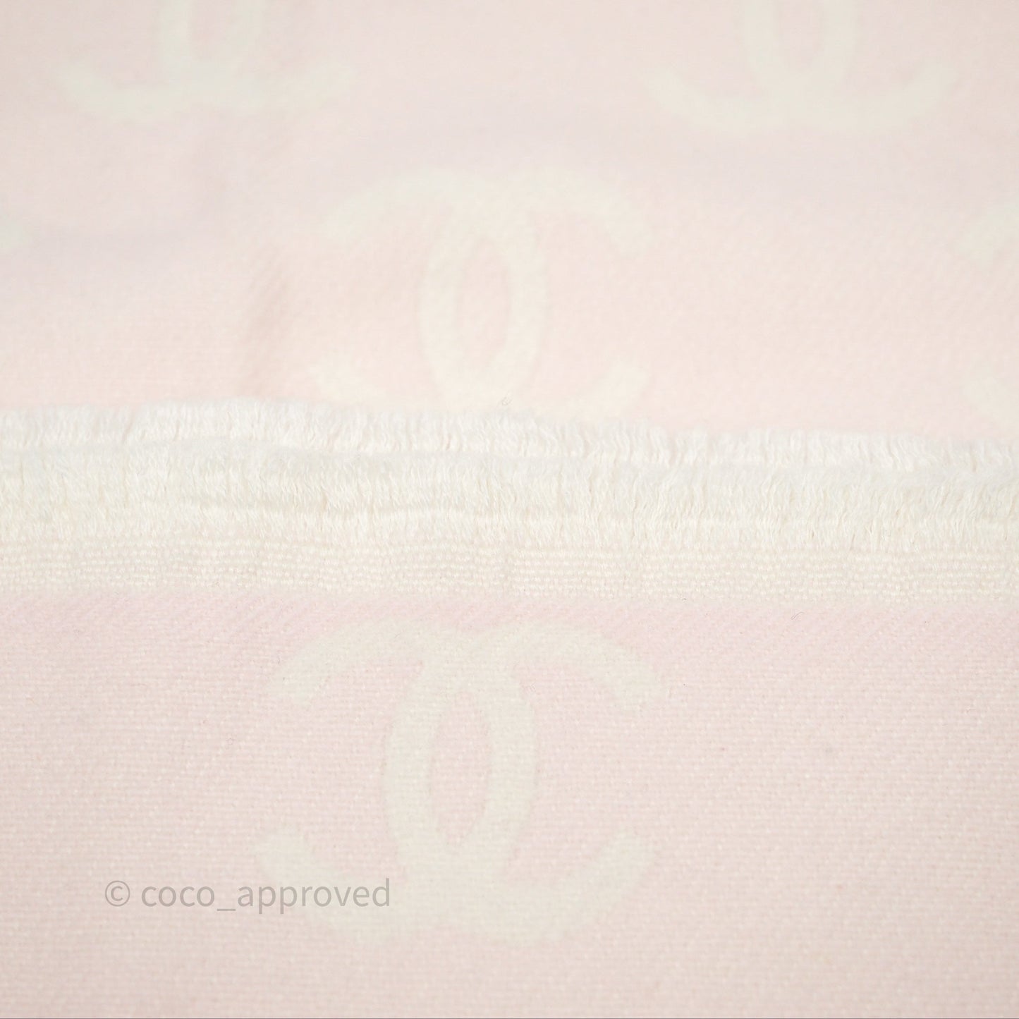Chanel CC Logo Scarf Wool Pink