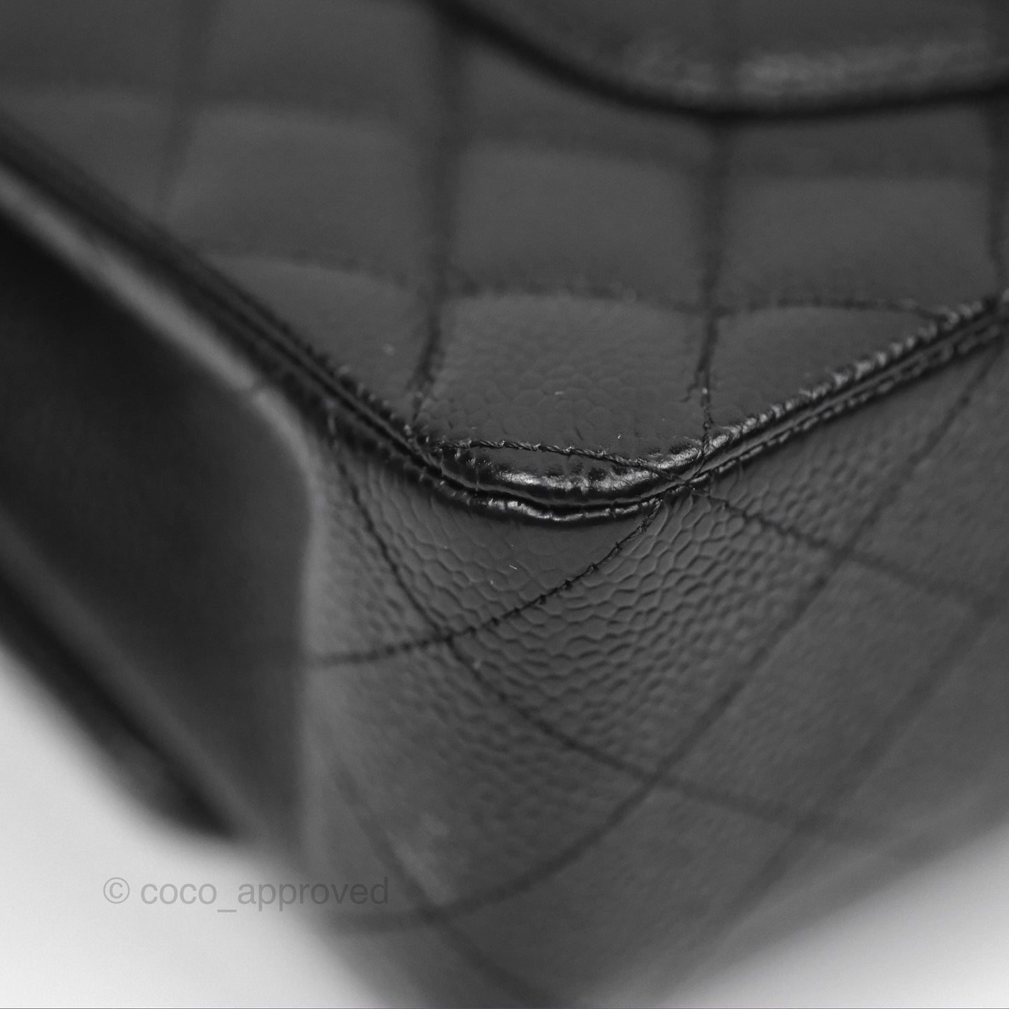 Chanel Classic M/L Medium Flap Quilted Black Caviar Gold Hardware