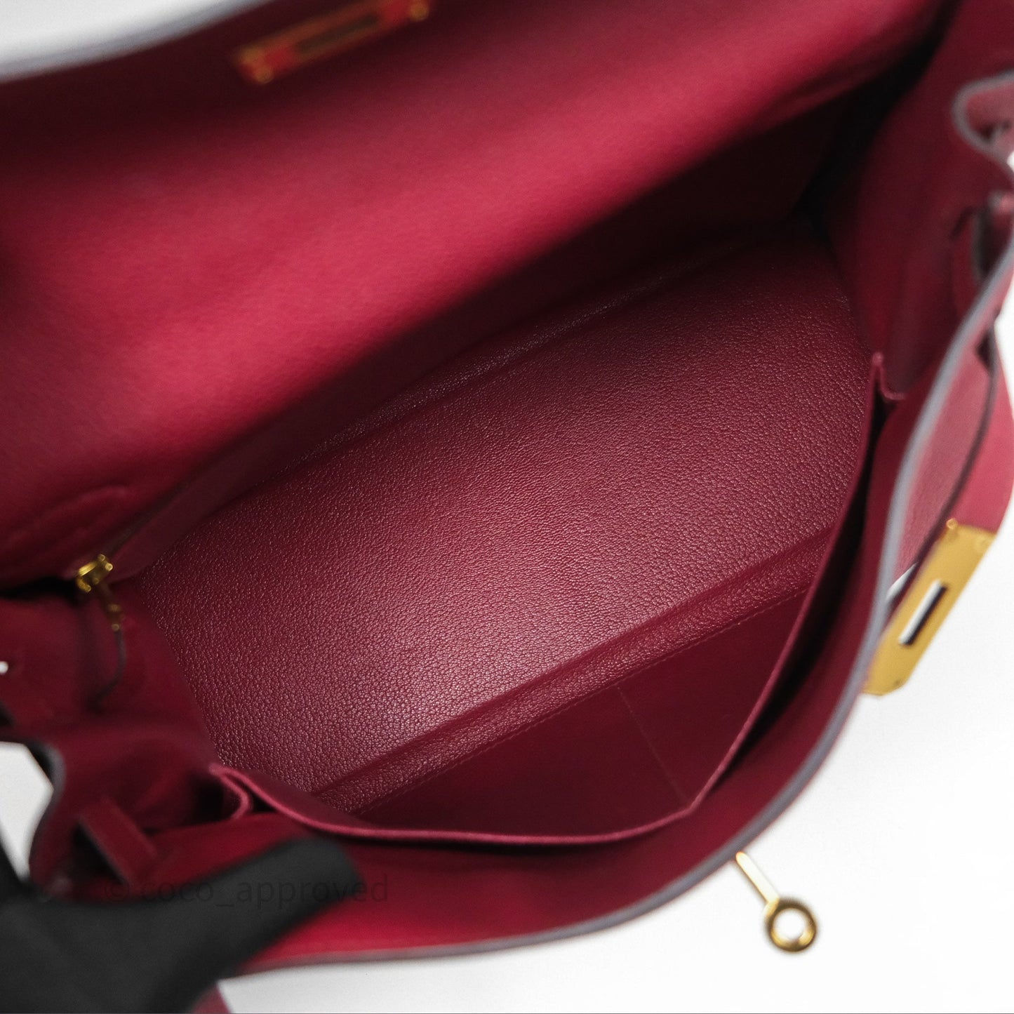 Hermès Kelly 32 Retourne Rouge Grenat K1 Togo Gold Hardware