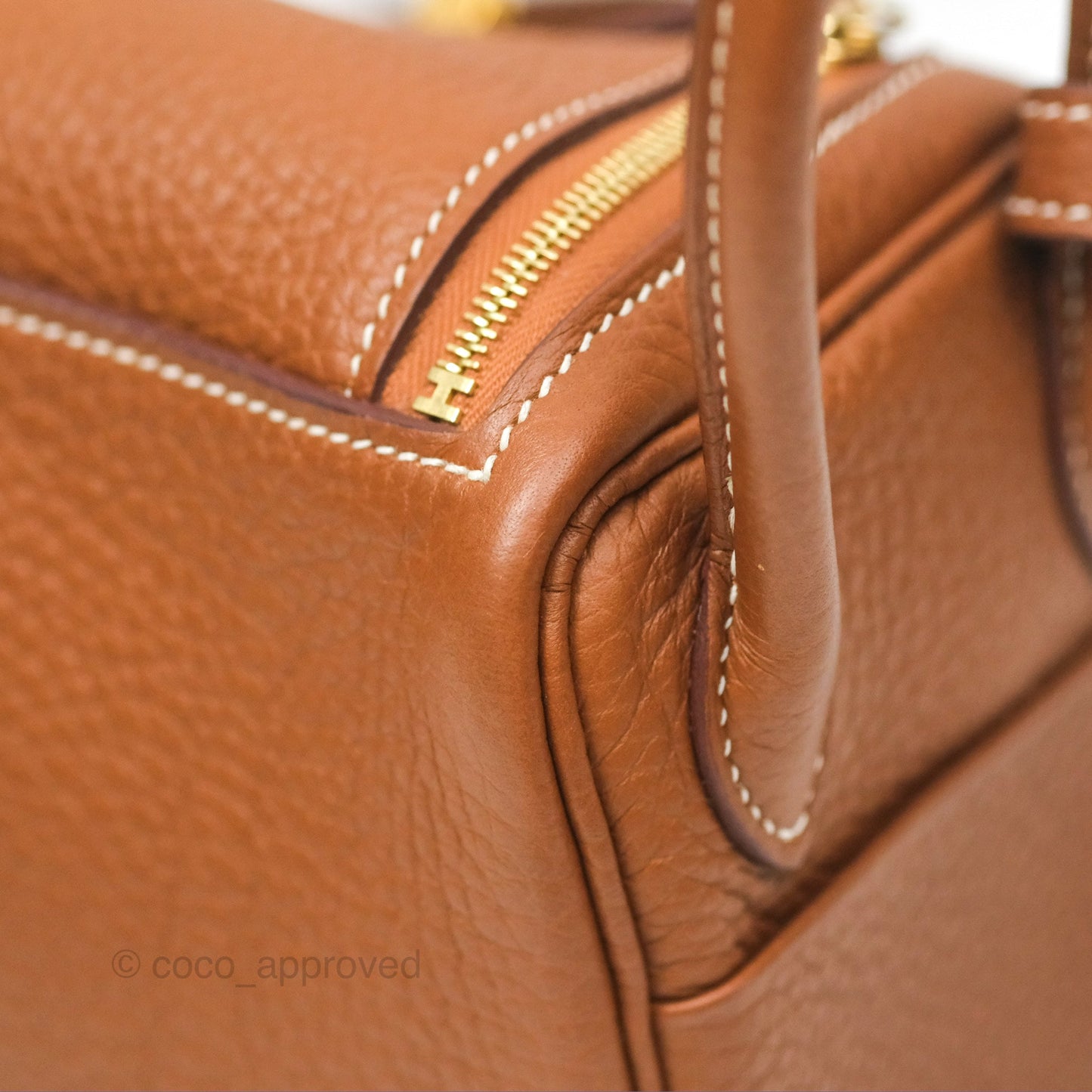 Hermès Mini Lindy 20 Gold Clemence Gold Hardware