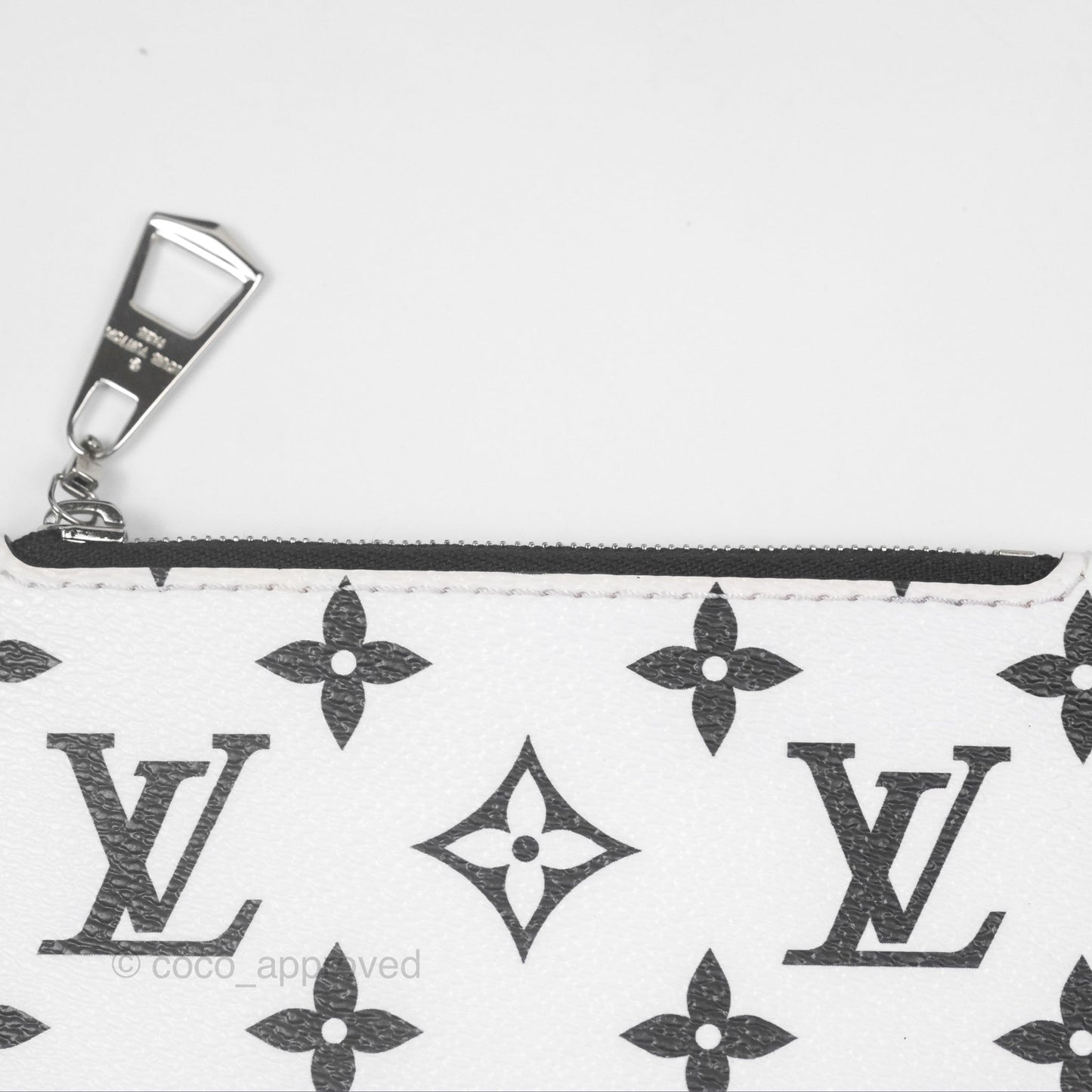 Louis Vuitton Marelle Tote BB Black