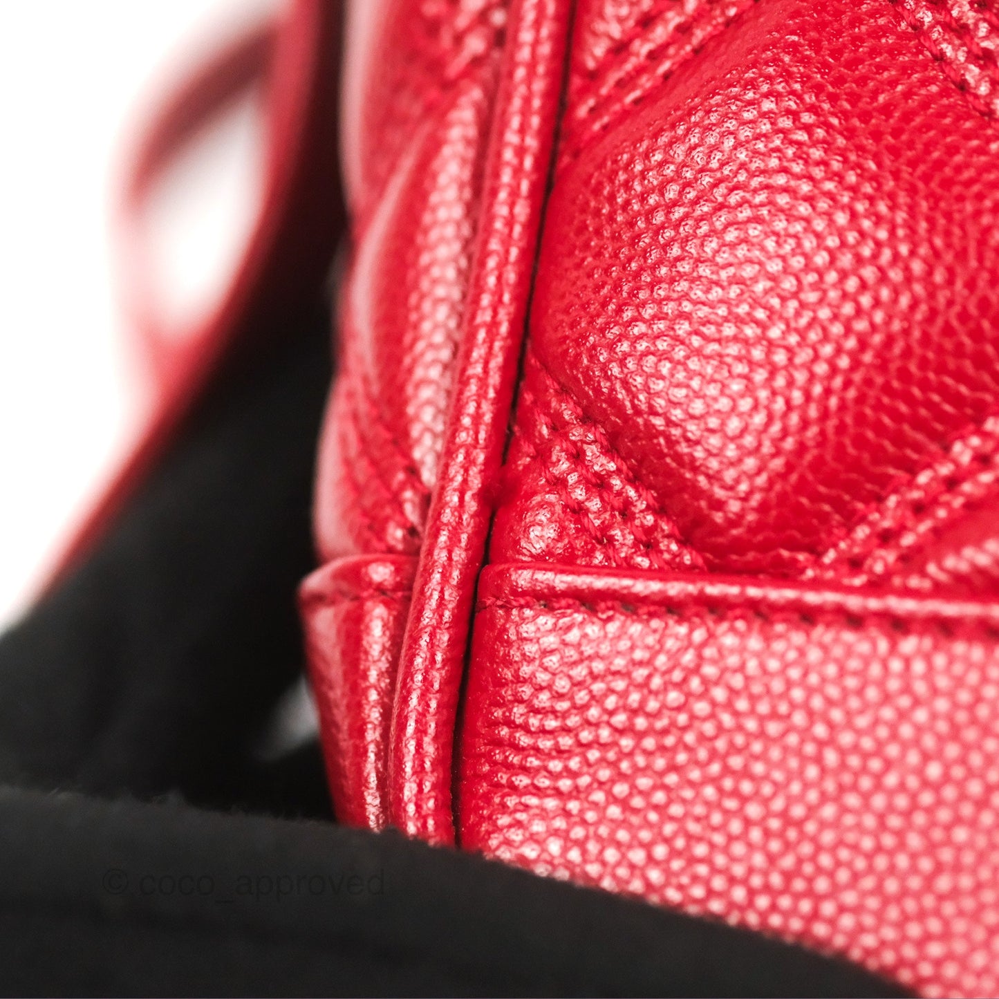 Saint Laurent 80's Vanity Bag Quilted Red Grained Calfskin