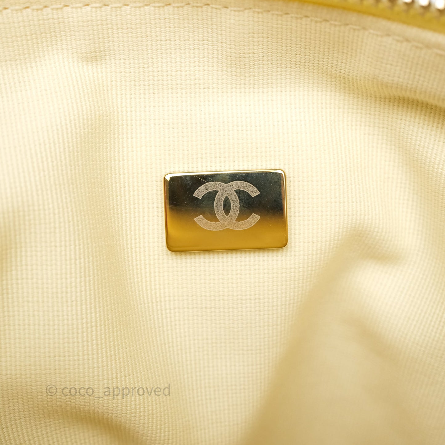 Chanel Large Hobo with Chain Light Yellow Lambskin Aged Gold Hardware 25S