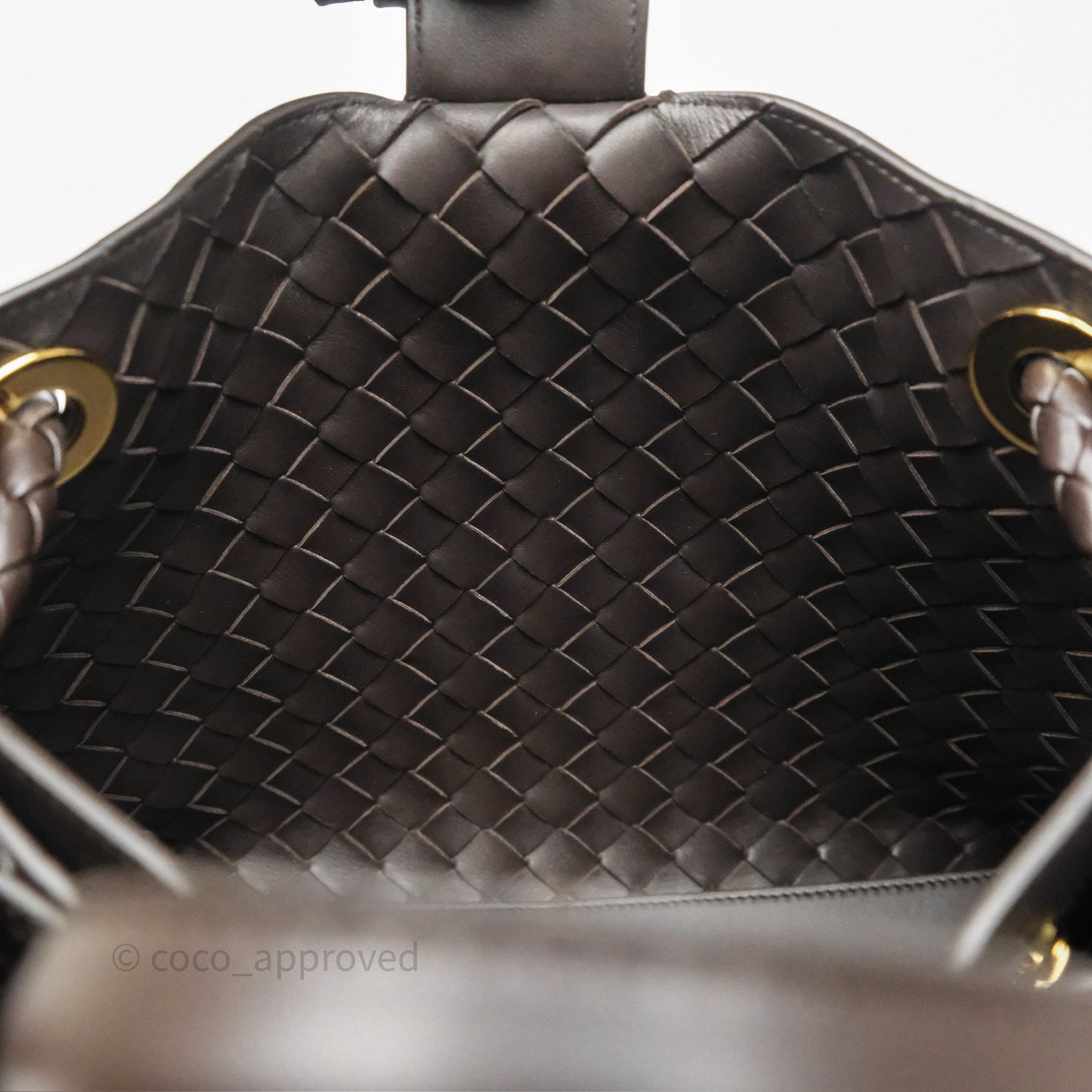 Bottega Veneta Medium Andiamo Bag Fondant Brown Intrecciato Lambskin