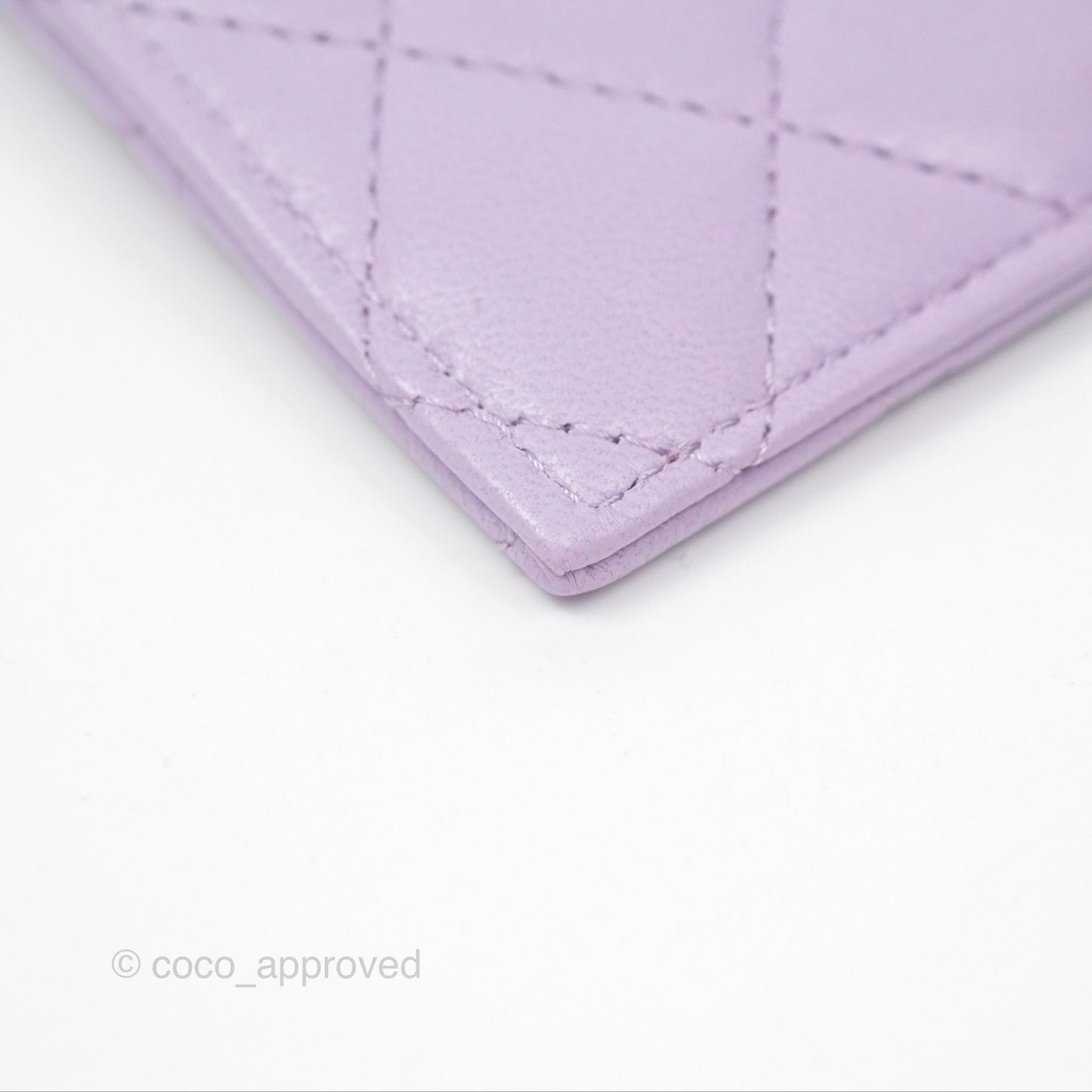 Chanel Pearl CC Zipped Card Holder Lilac Lambskin Gold Hardware 24P