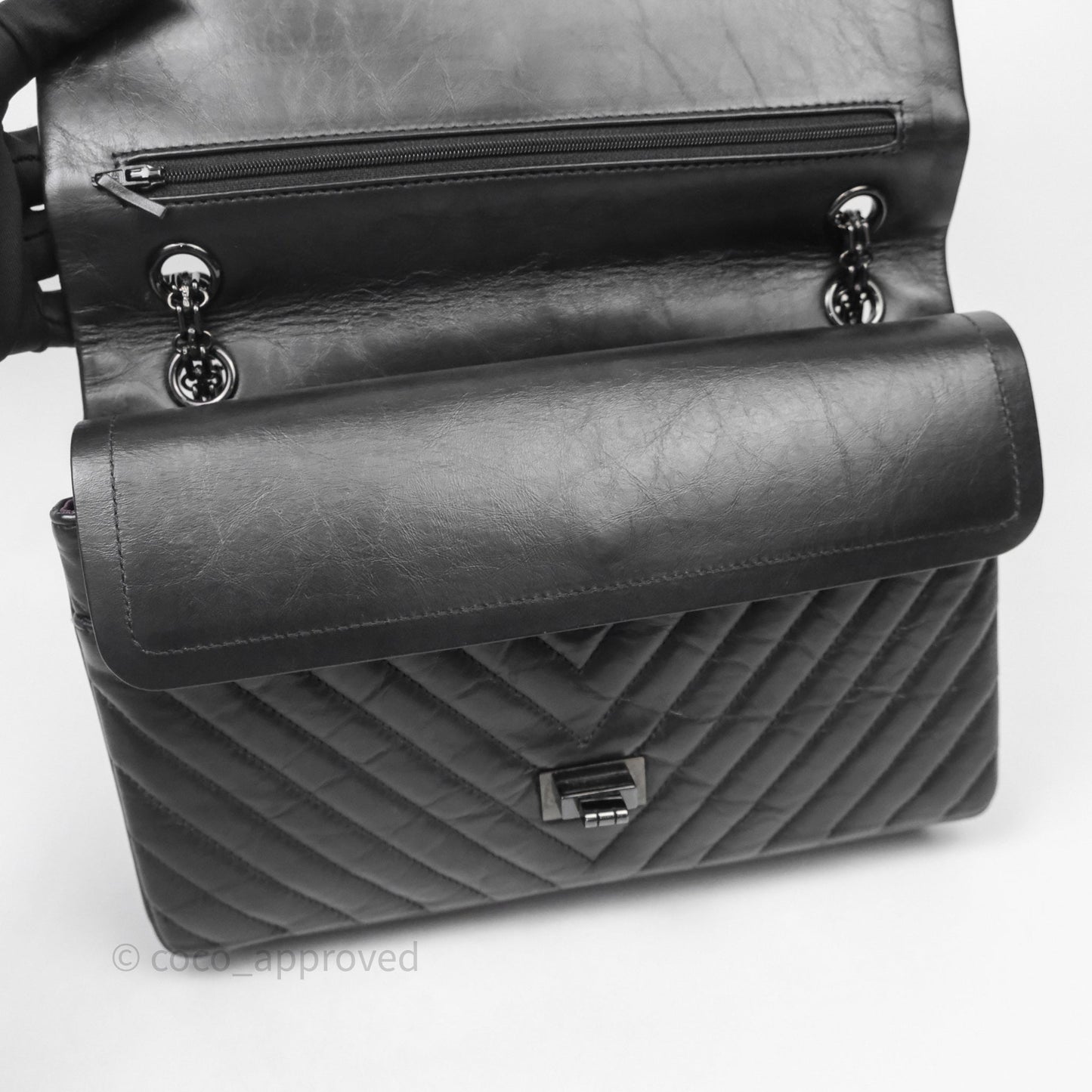 Chanel Reissue Medium 226 Chevron Aged Calfskin So Black