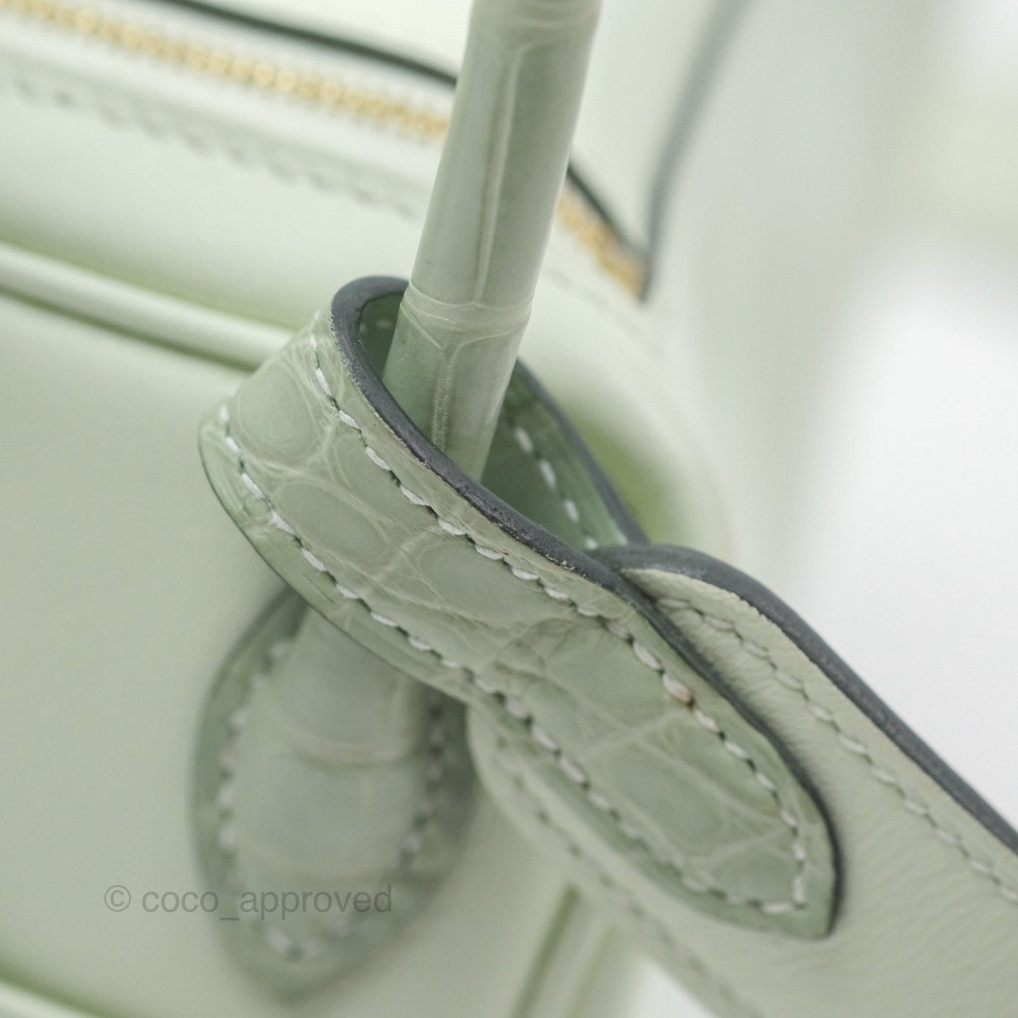 Hermès Mini Lindy Touch Vert Fizz 0S Swift Alligator Handle Gold Hardware