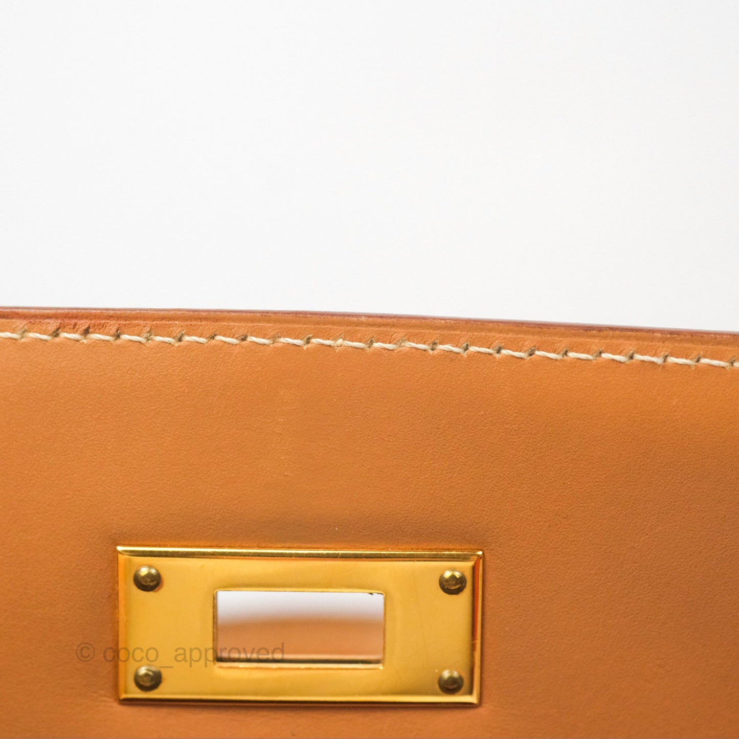 Hermès Vintage Kelly 28 Sellier Gold Calf Gold Hardware