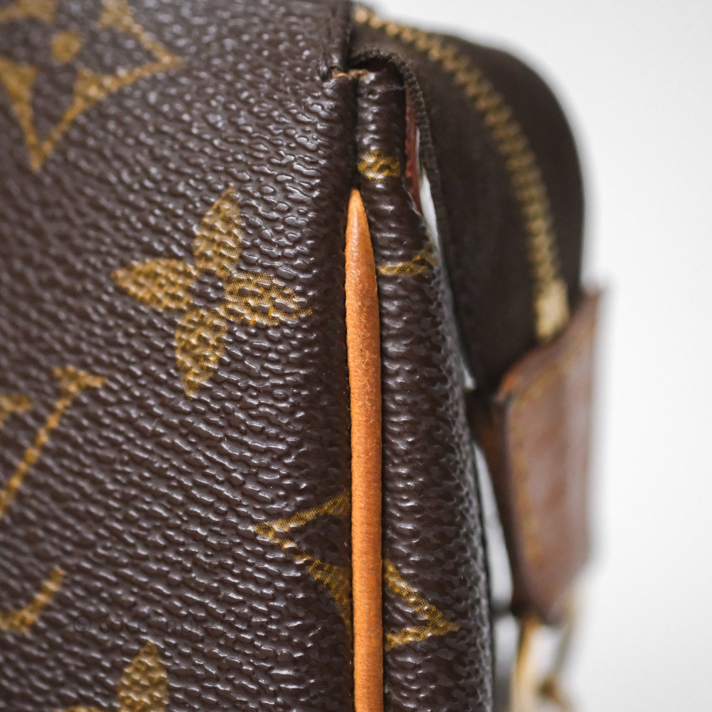 Louis Vuitton Eva Shoulder Bag Monogram Coated Canvas