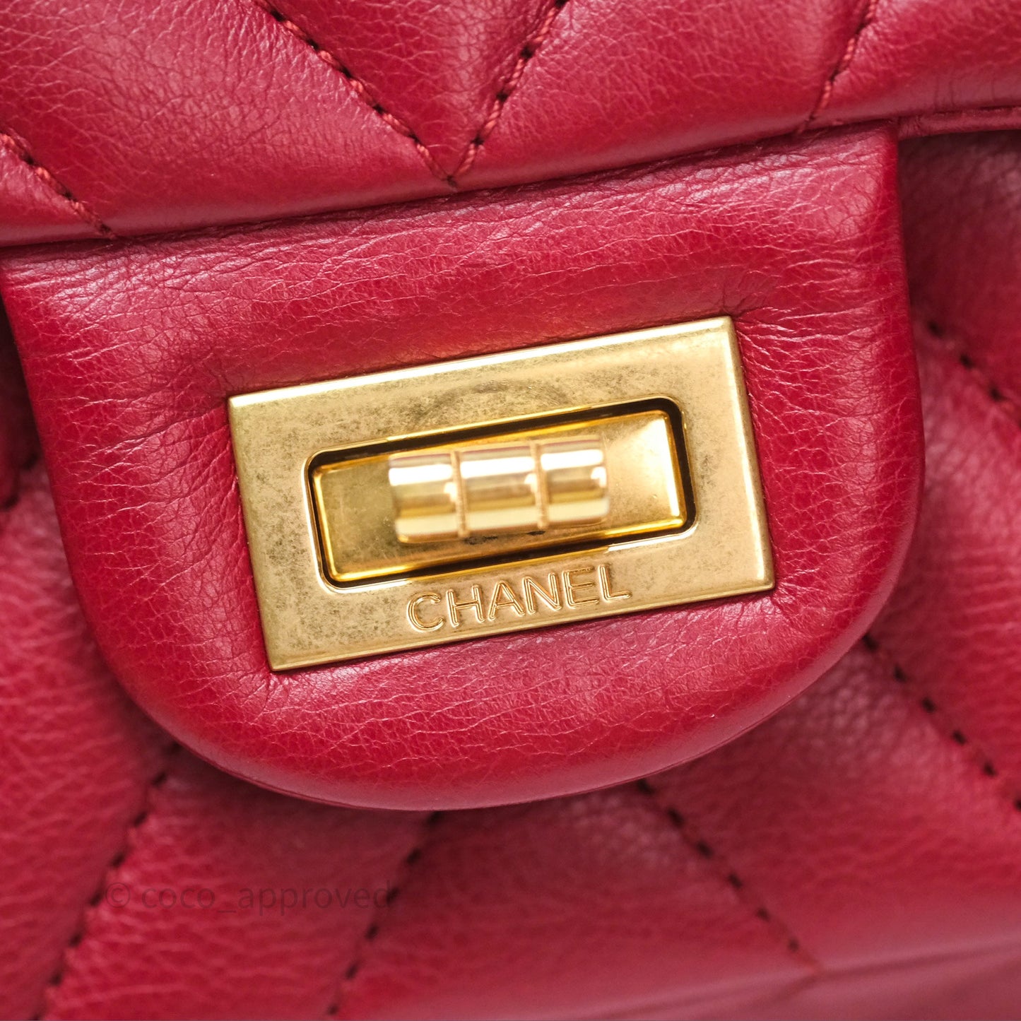 Chanel Reissue 225 Chevron Red Aged Calfskin Aged Gold Hardware