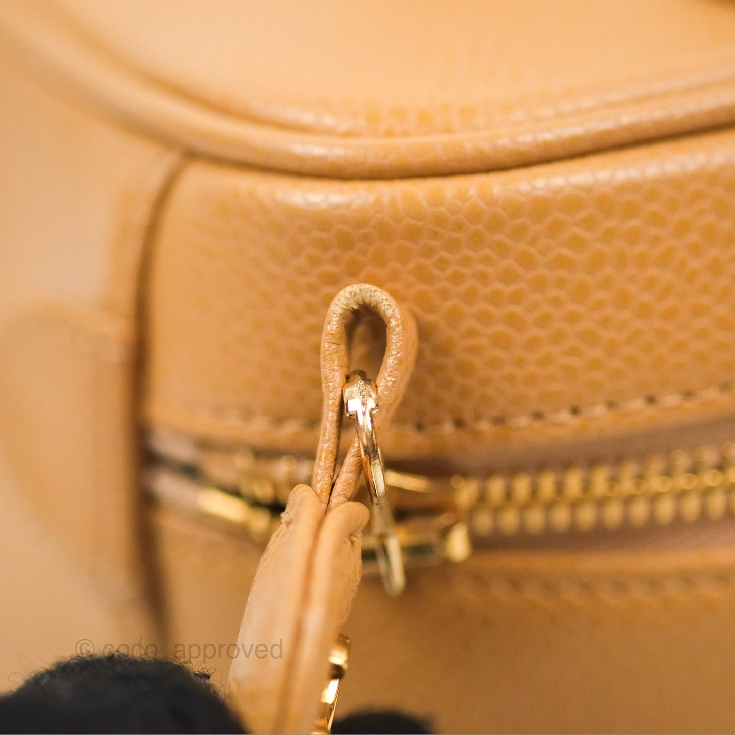 Chanel Vintage Vanity Case Beige Caviar Gold Hardware