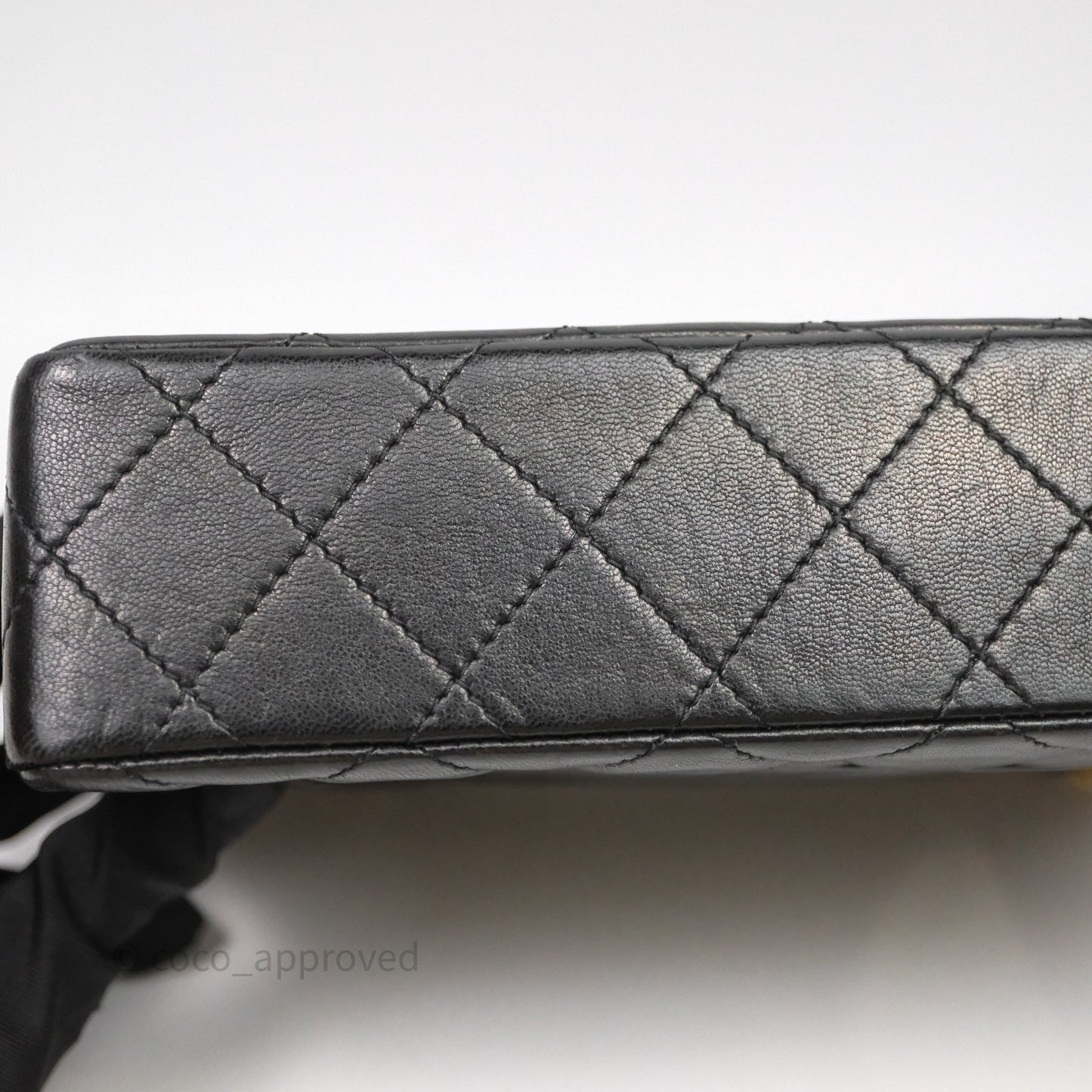 Chanel Quilted Vintage Flap Bag Lambskin Black 24K Gold Hardware