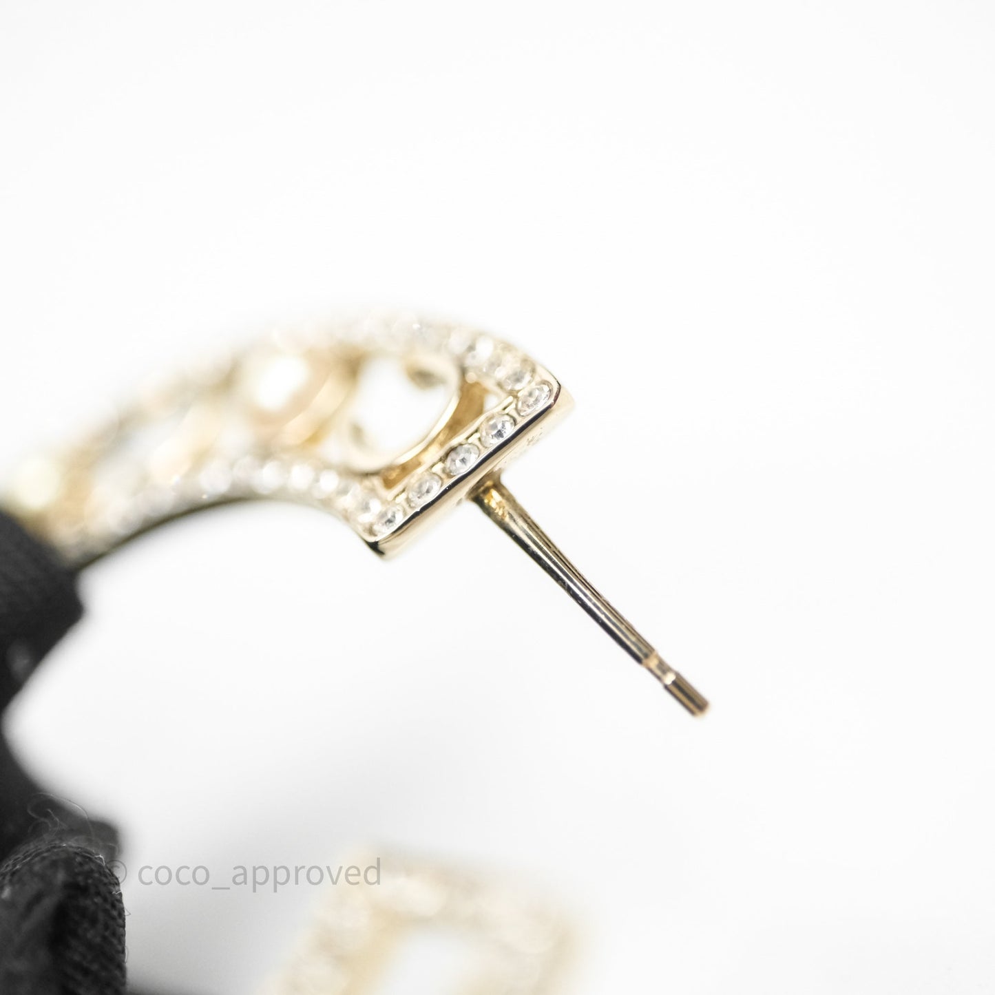 Chanel Crystal Pearl Bow-tiful CC Hoop Earrings Gold Tone 20B