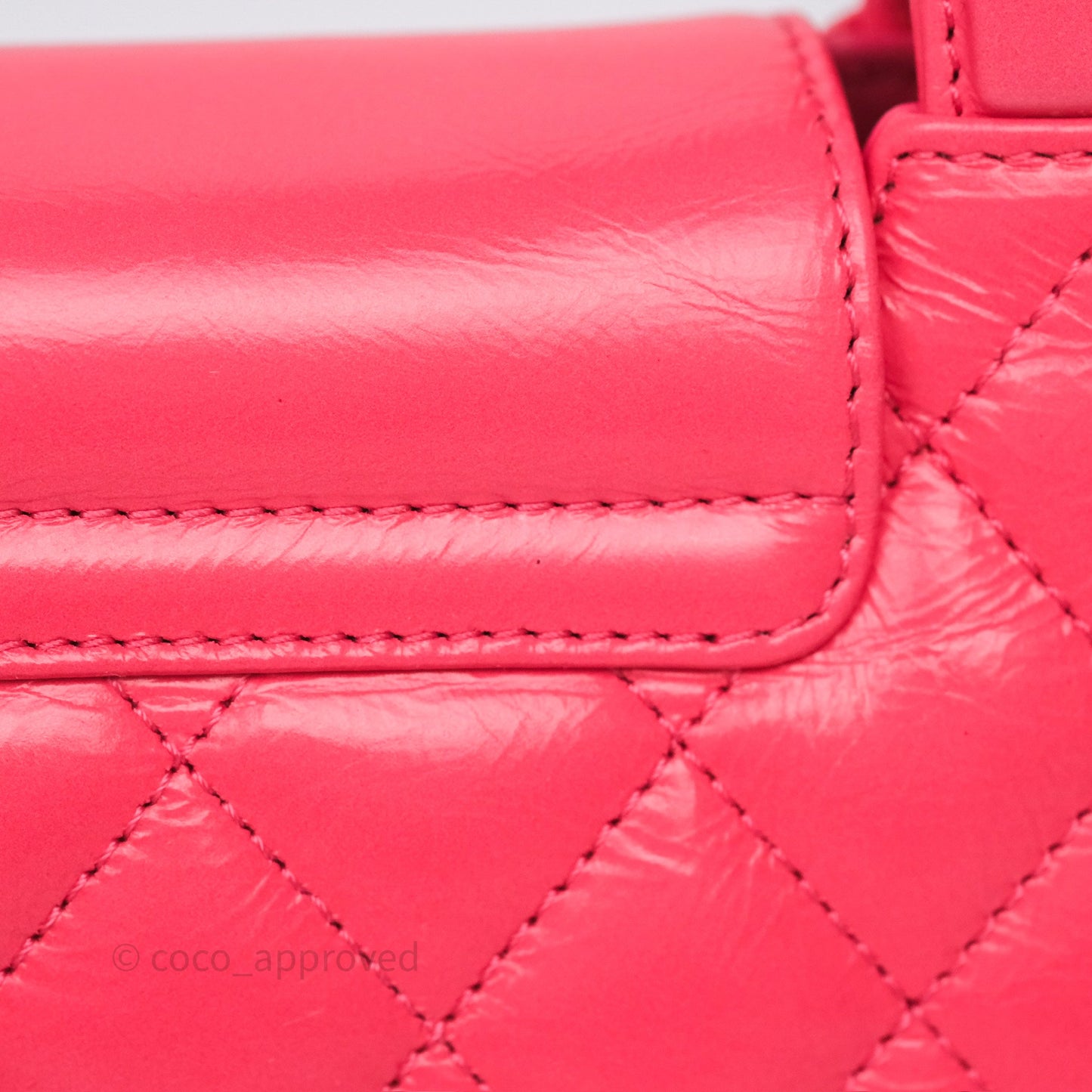 Chanel Kelly Bag Pink Shiny Calfskin Aged Gold Hardware