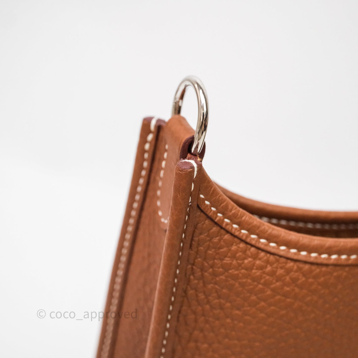 Hermès Mini Evelyne 16 Gold Clemence Gold Hardware