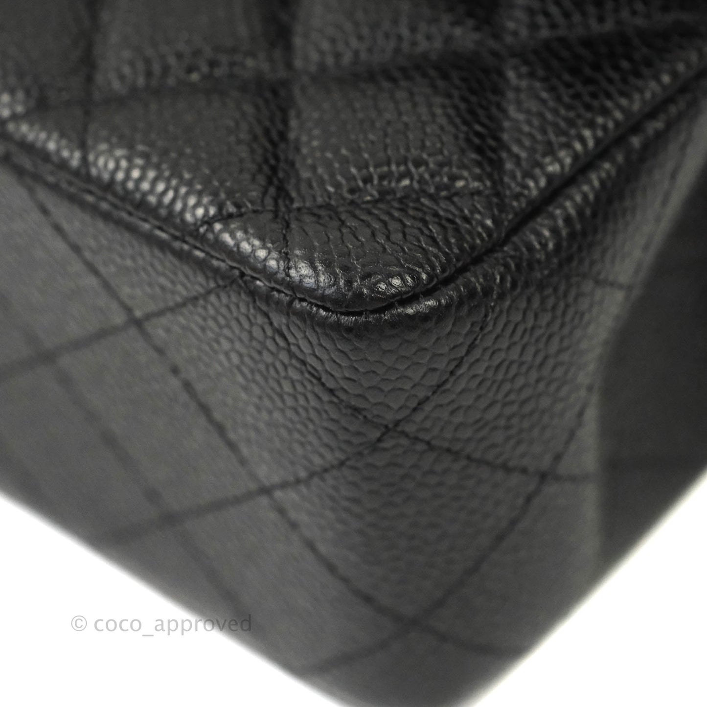 Chanel Quilted M/L Medium Double Flap Black Caviar Gold Hardware