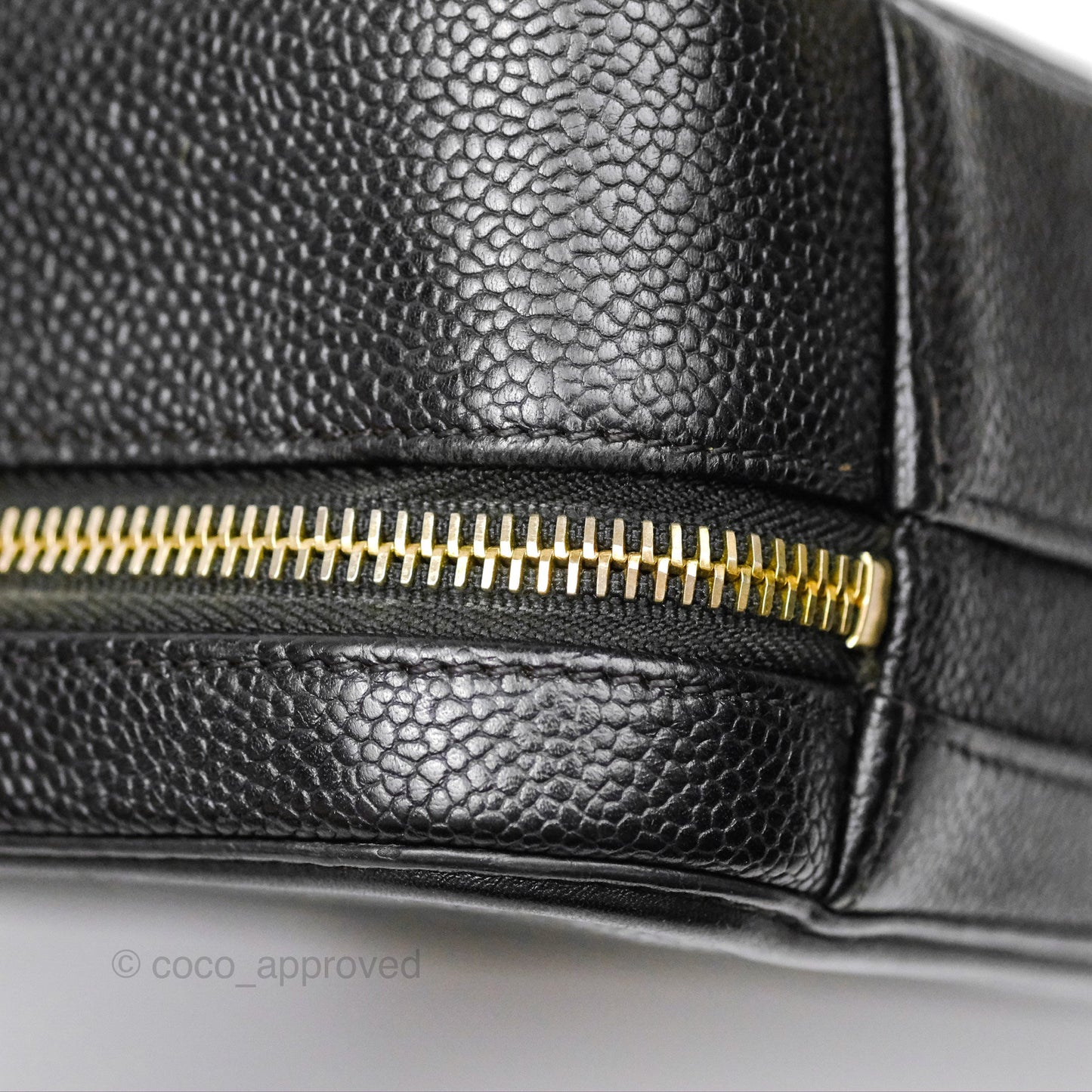 Chanel Quilted Medium CC Filigree Vanity Case Black Caviar Gold Hardware