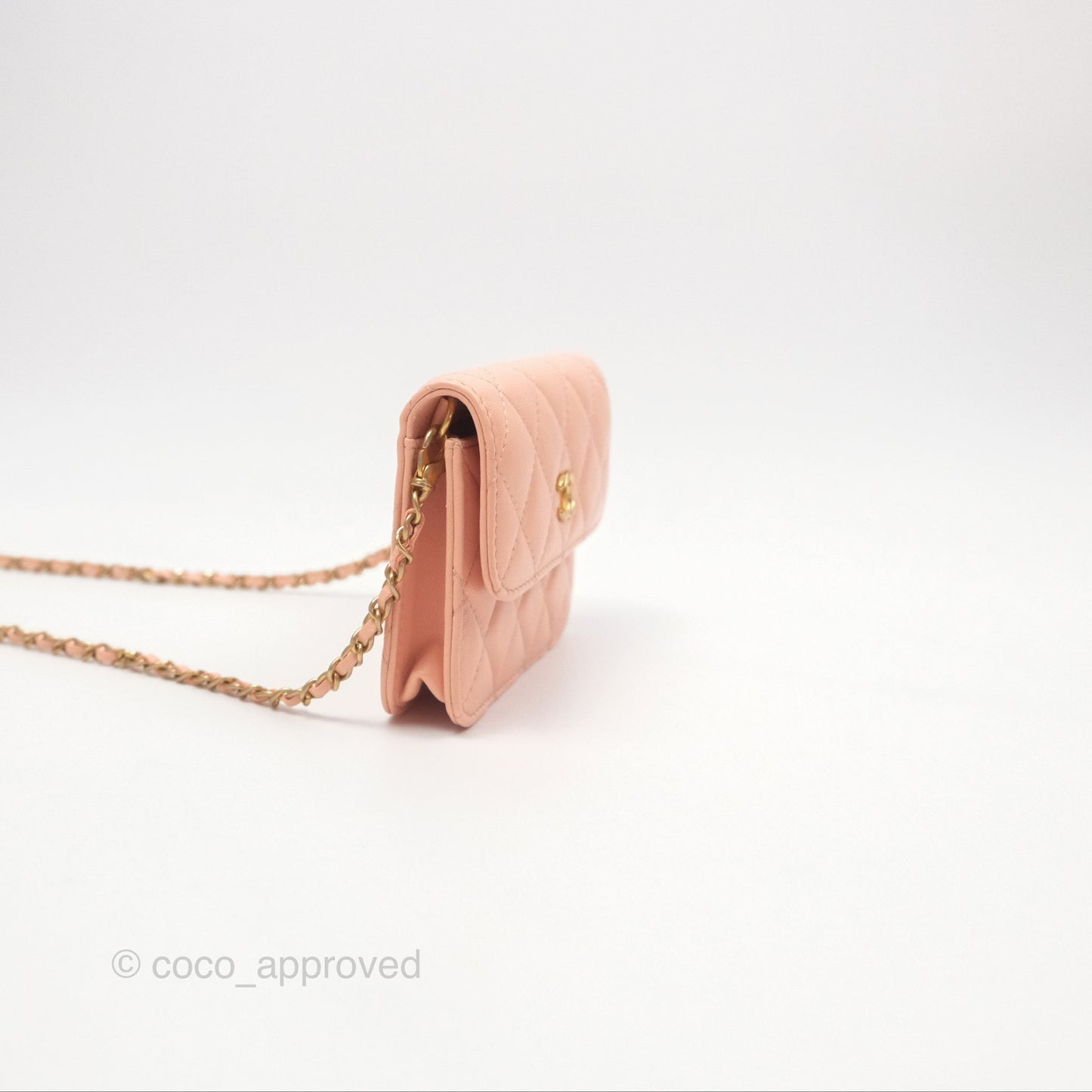 Chanel Pearl Crush Card Holder Pink Beige Lambskin Aged Gold Hardware