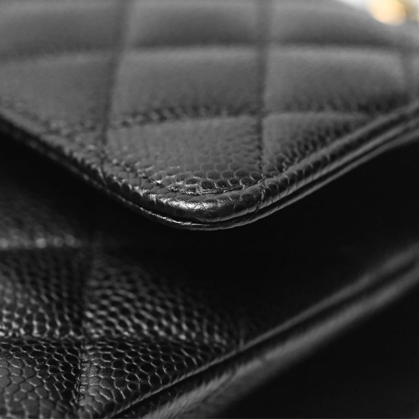 Chanel Classic M/L Medium Flap Quilted Black Caviar Gold Hardware