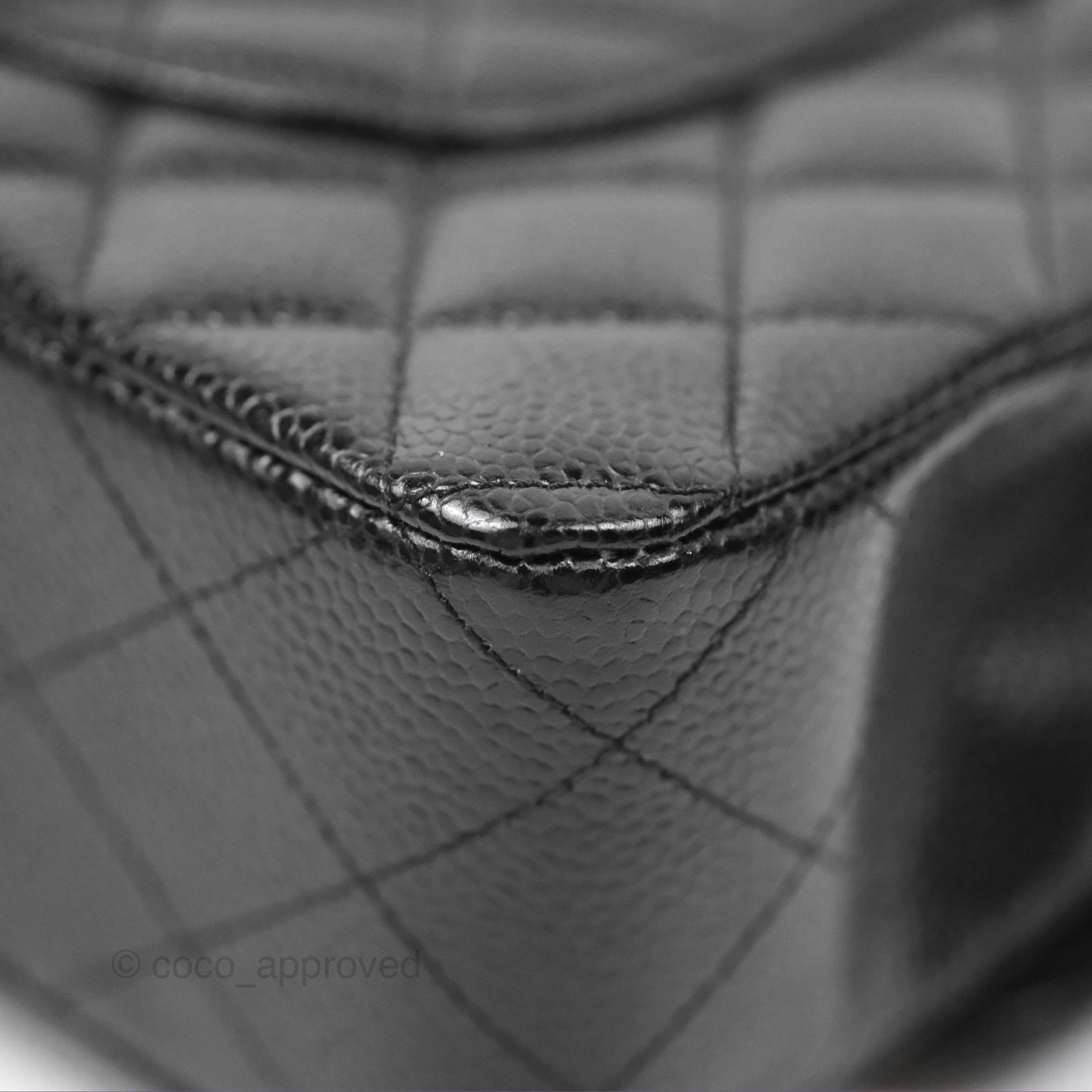 Chanel Classic M/L Medium Flap Quilted Black Caviar Gold Hardware