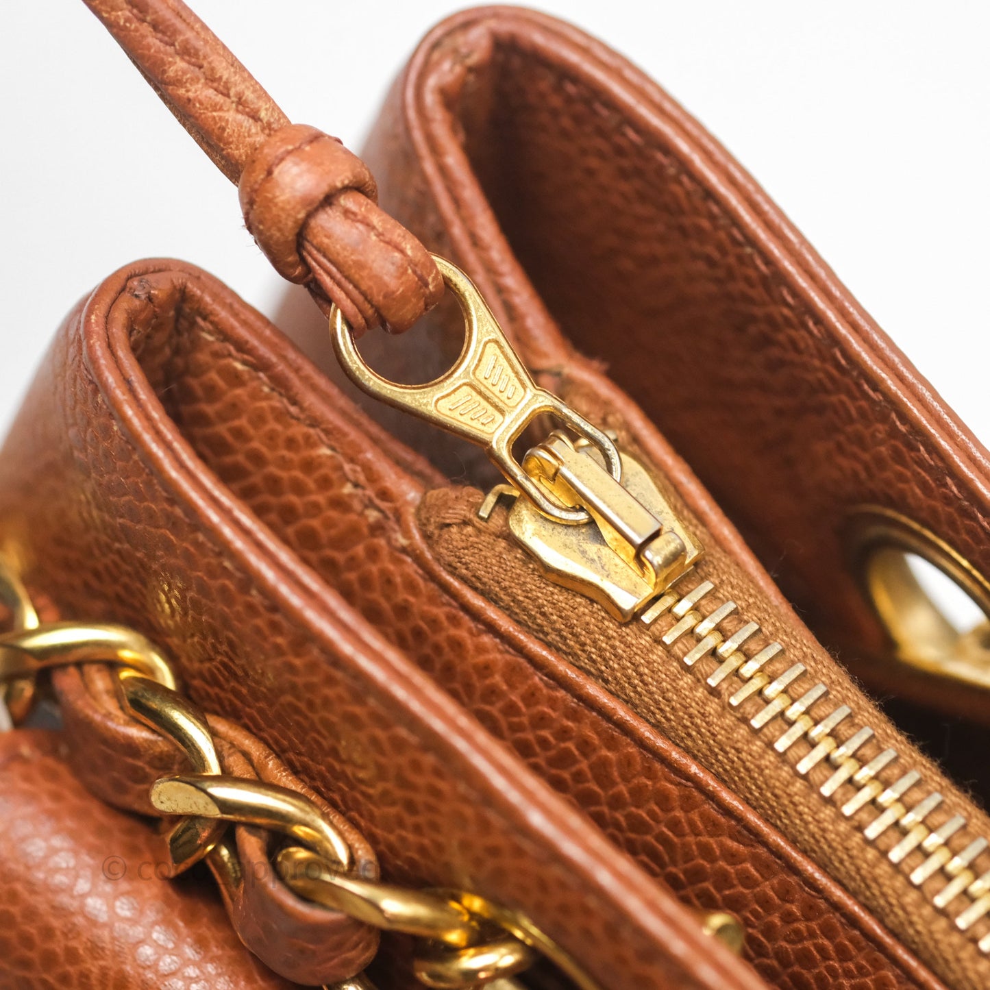 Chanel Vintage Tote Caramel Caviar 24K Gold Hardware