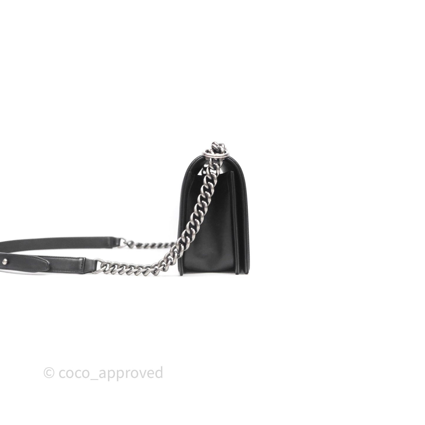 Chanel Medium Boy Quilted Black Lambskin Ruthenium Hardware