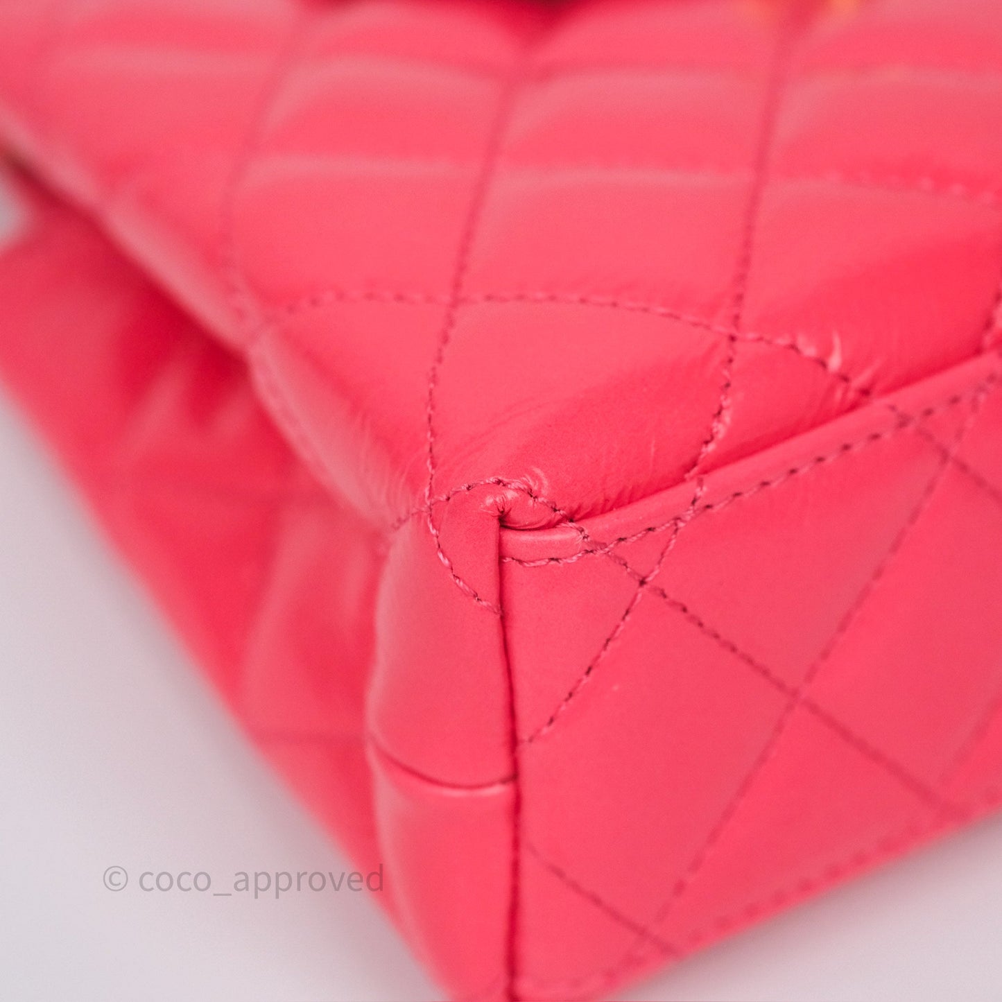 Chanel Kelly Bag Pink Shiny Calfskin Aged Gold Hardware