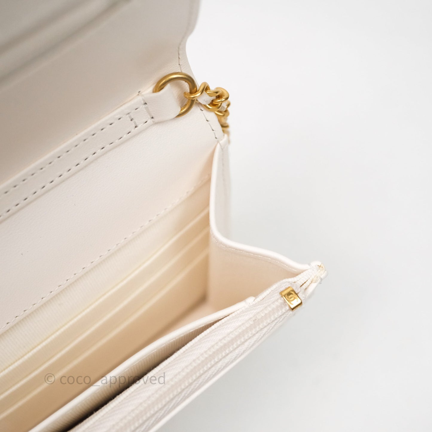 Chanel Coco Heart Chain WOC Ivory White Lambskin Aged Gold Hardware 22K