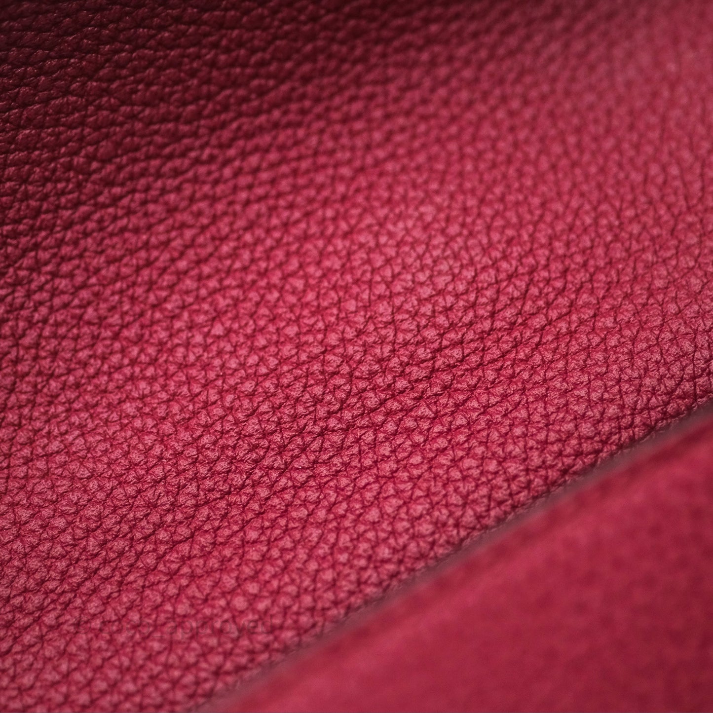 Hermès Kelly 32 Retourne Rouge Grenat K1 Togo Gold Hardware