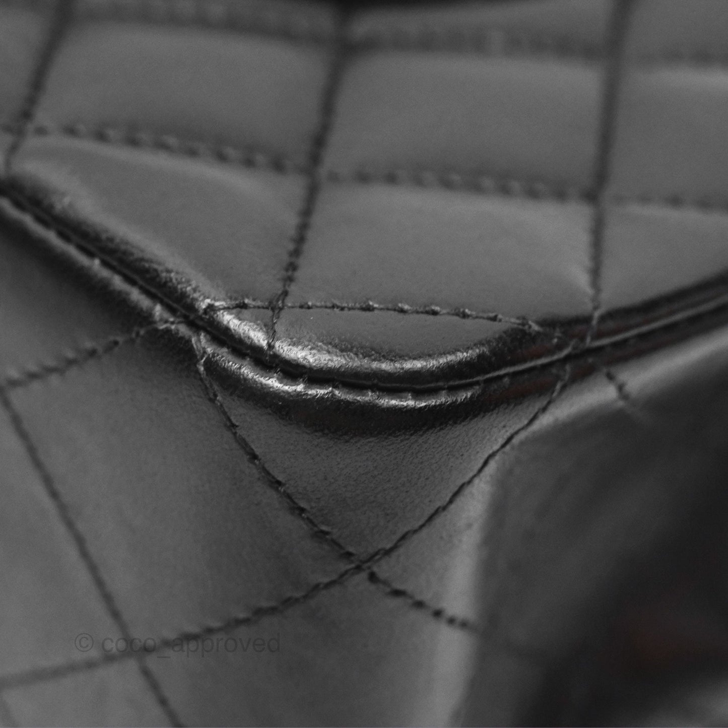 Chanel Classic M/L Medium Flap Quilted Black Lambskin Gold Hardware