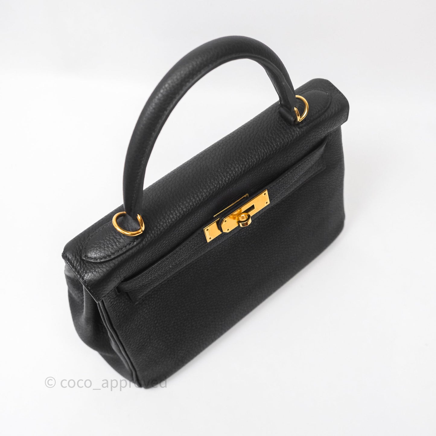Hermès Kelly 28 Noir 89 Togo Gold Hardware