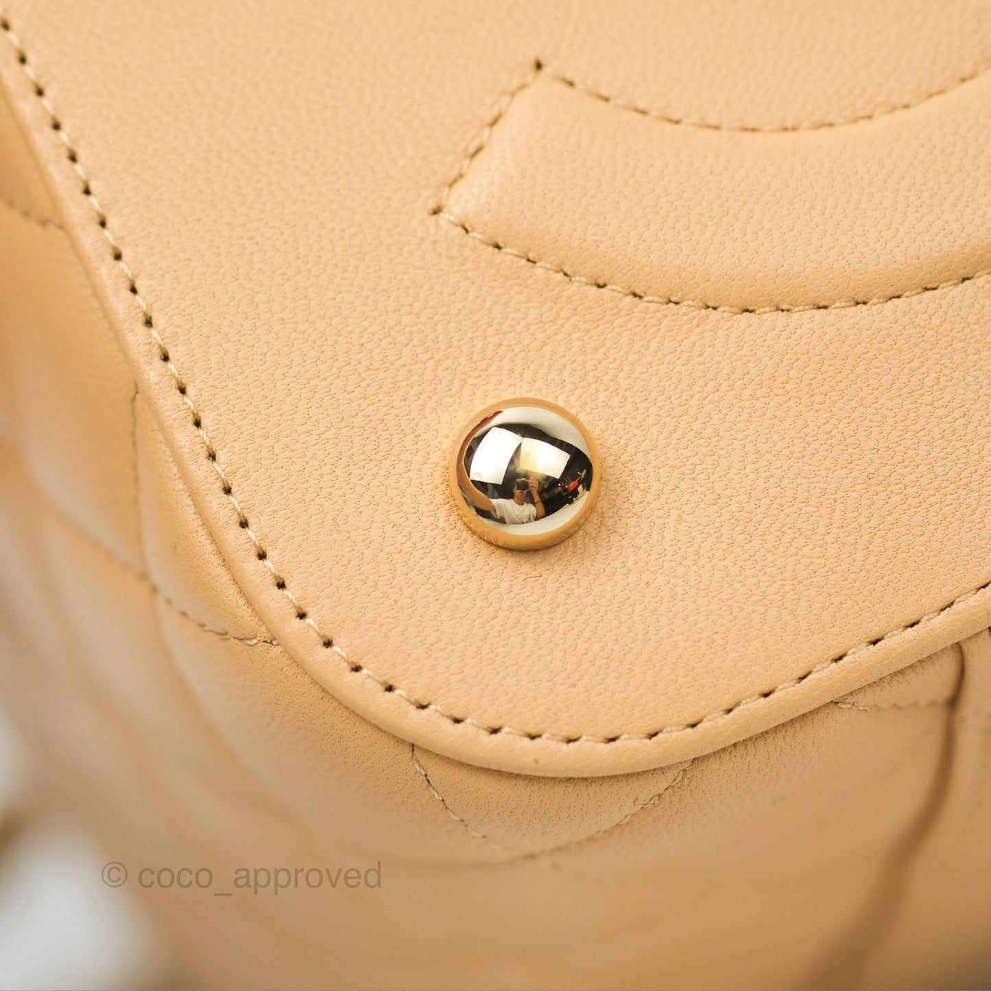 Chanel Small Quilted Top Handle Vanity Case Beige Lambskin Gold Hardware
