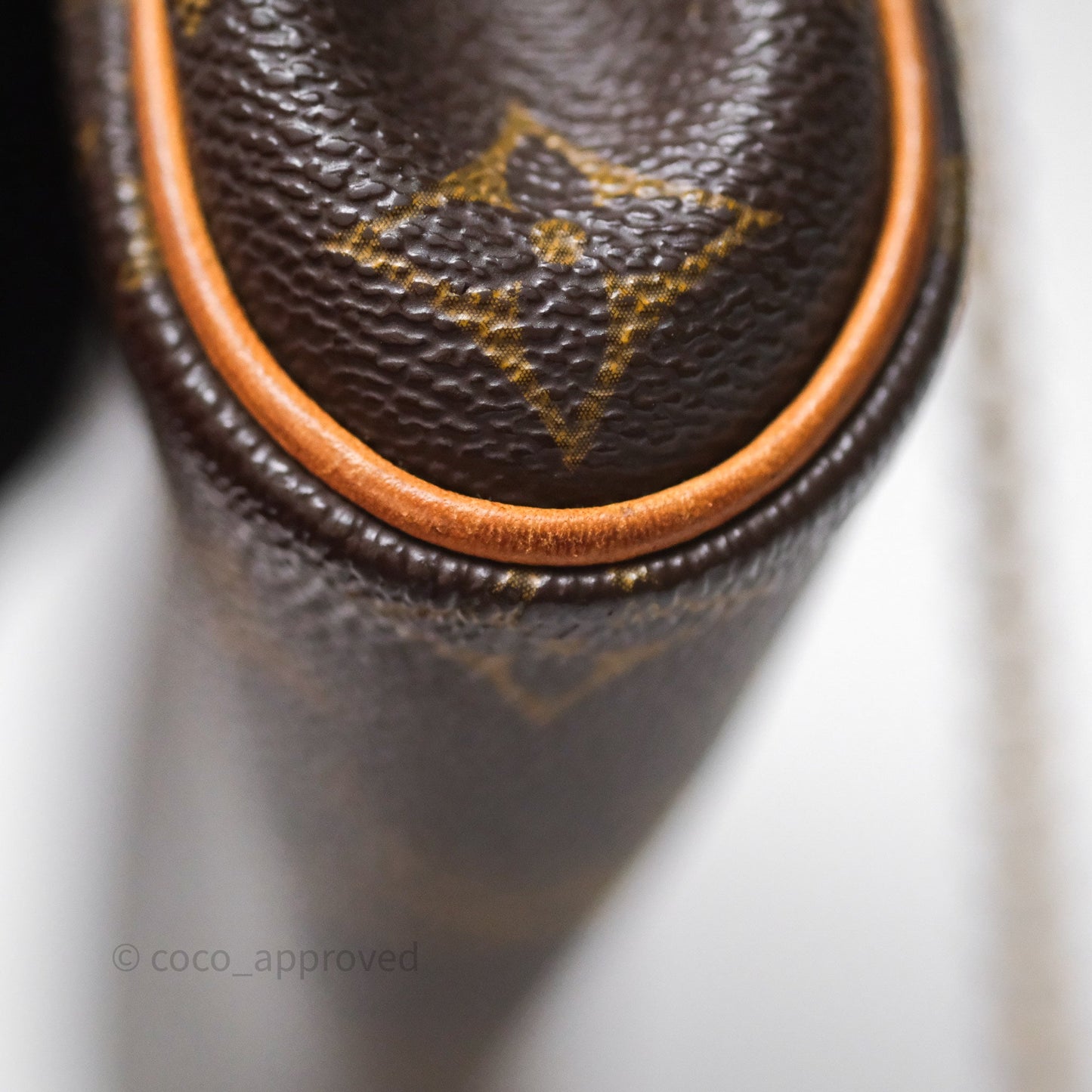 Louis Vuitton Eva Shoulder Bag Monogram Coated Canvas
